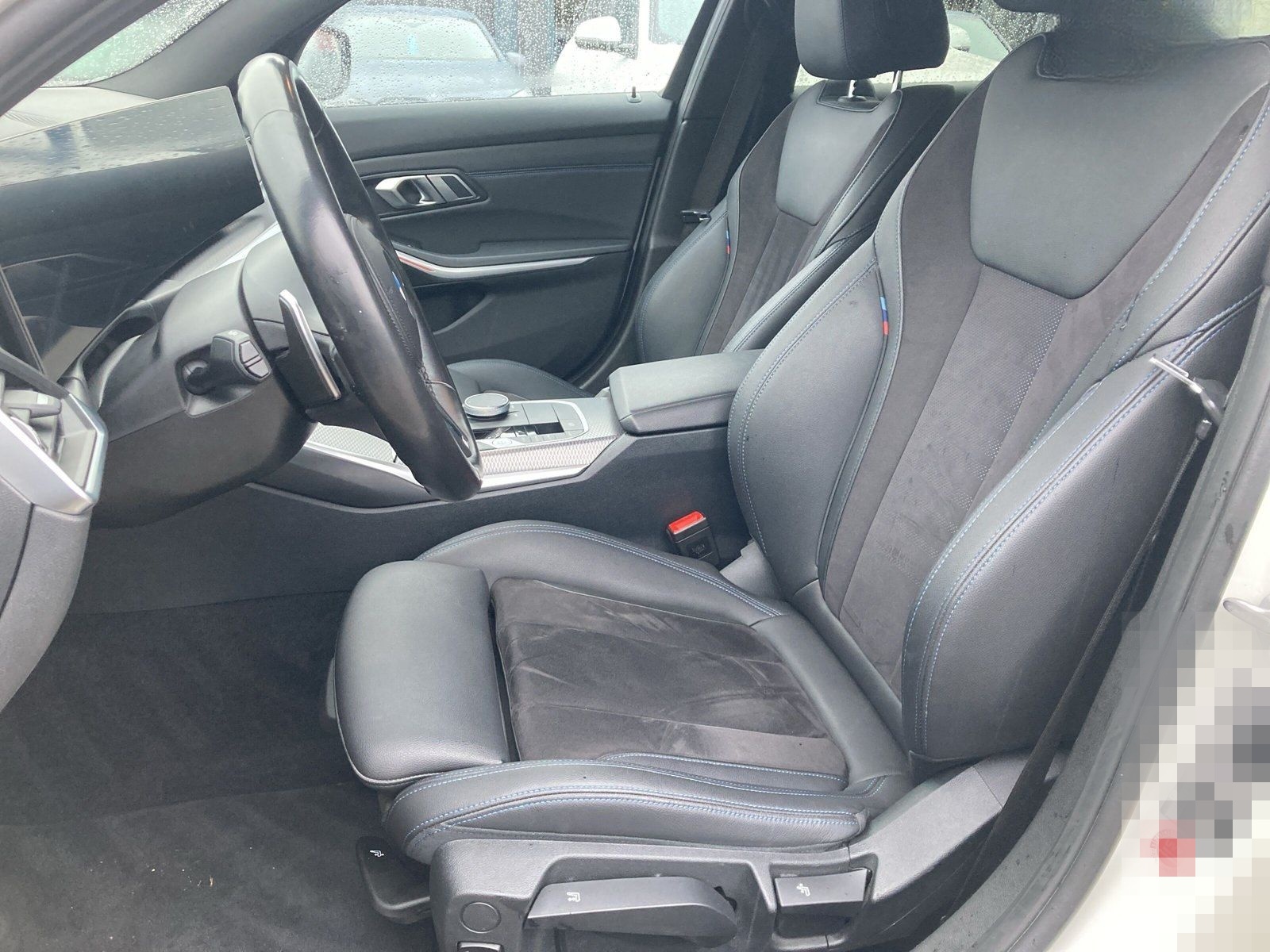 BMW 330i Touring M Sportpaket LED Navi DAB foto 9