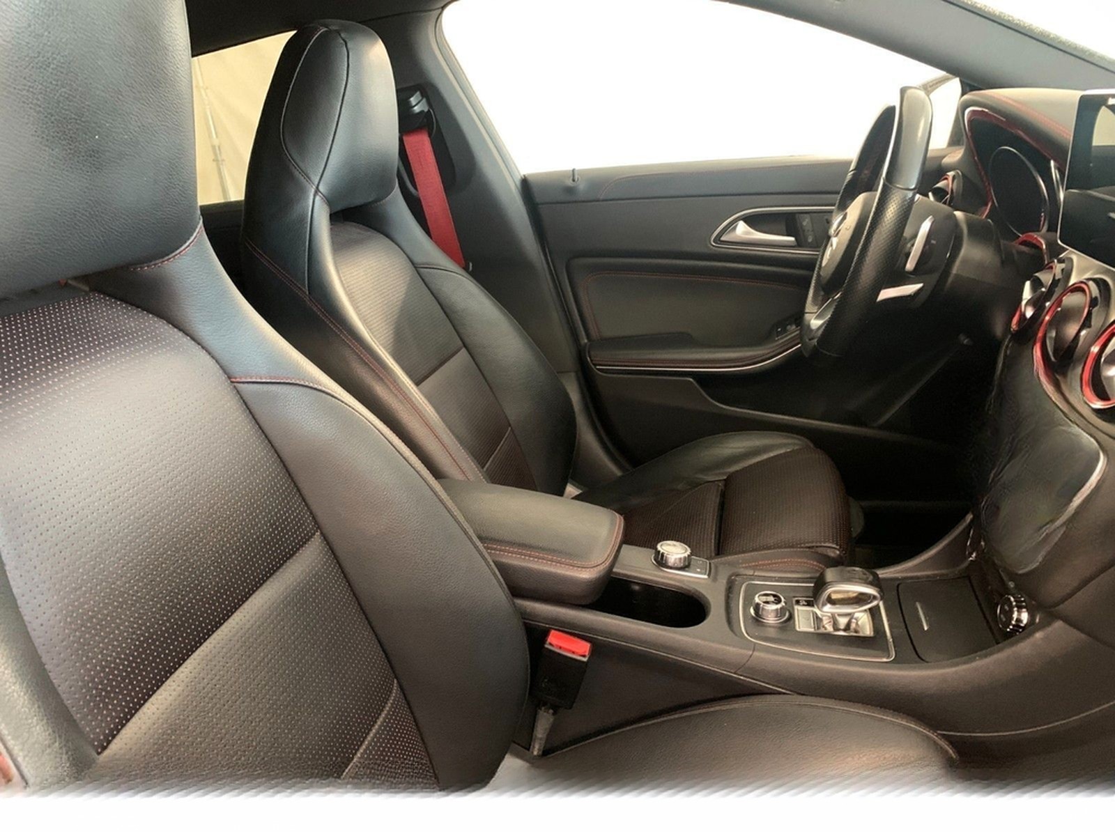 Mercedes-Benz CLA 45 2x AMG Line 4M SB Xenon Navi Memory Night foto 6