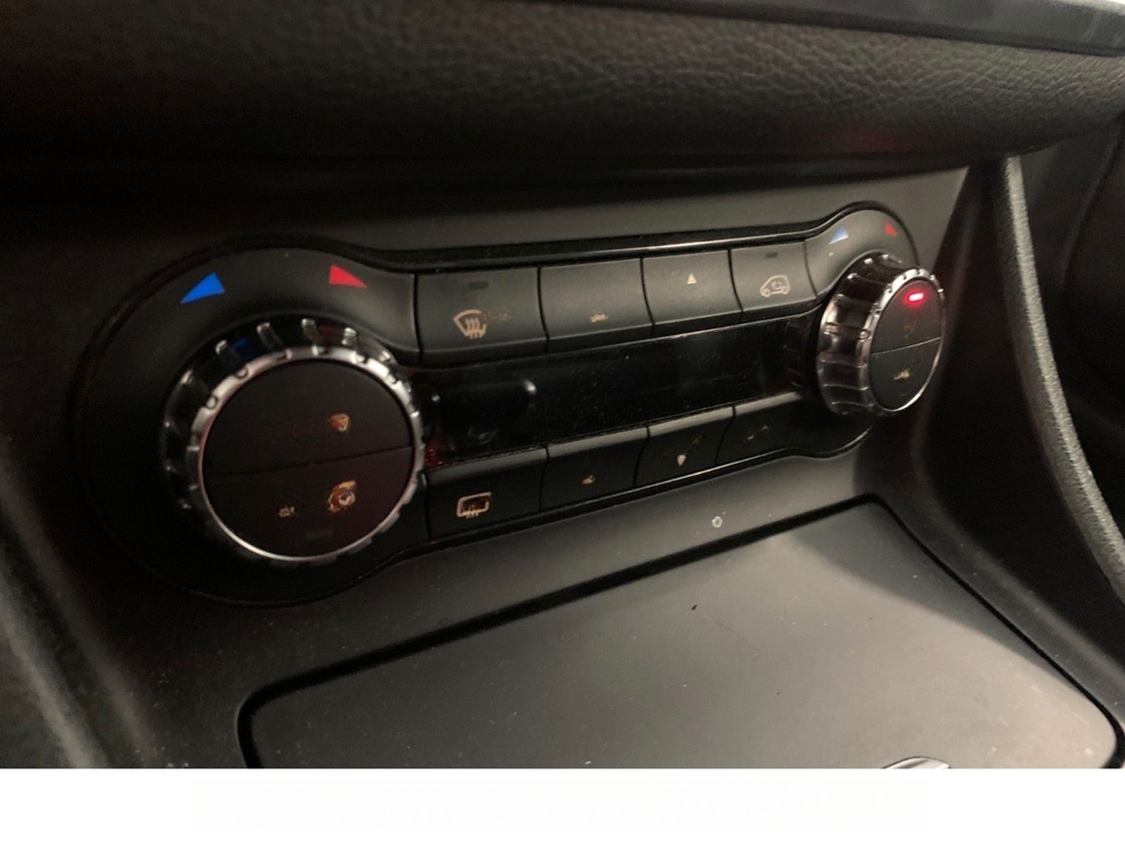 Mercedes-Benz CLA 45 2x AMG Line 4M SB Xenon Navi Memory Night foto 9