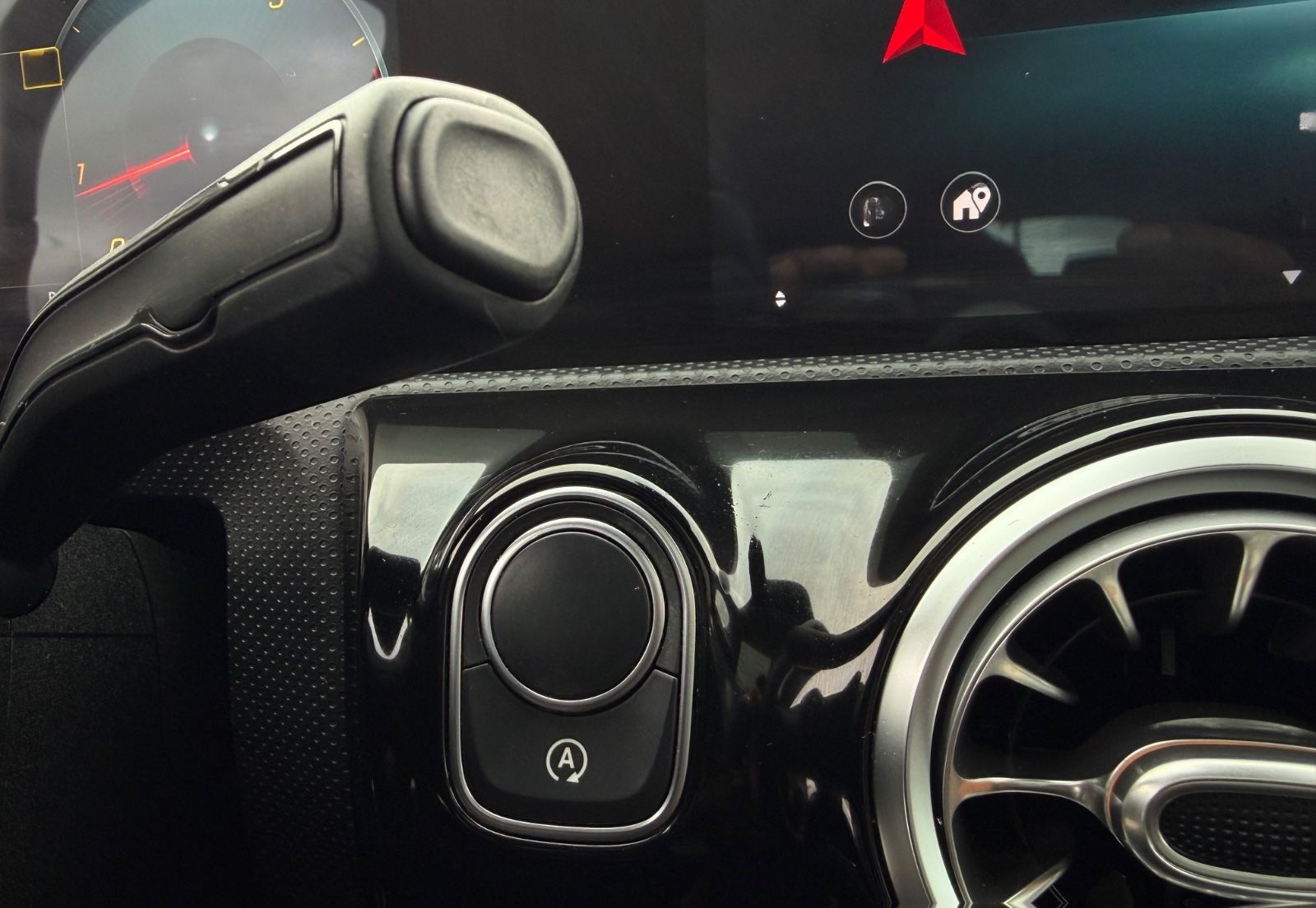 Mercedes-Benz A 180 Edition 19*LED*Widescreen*Kamera*Panorama* foto 23