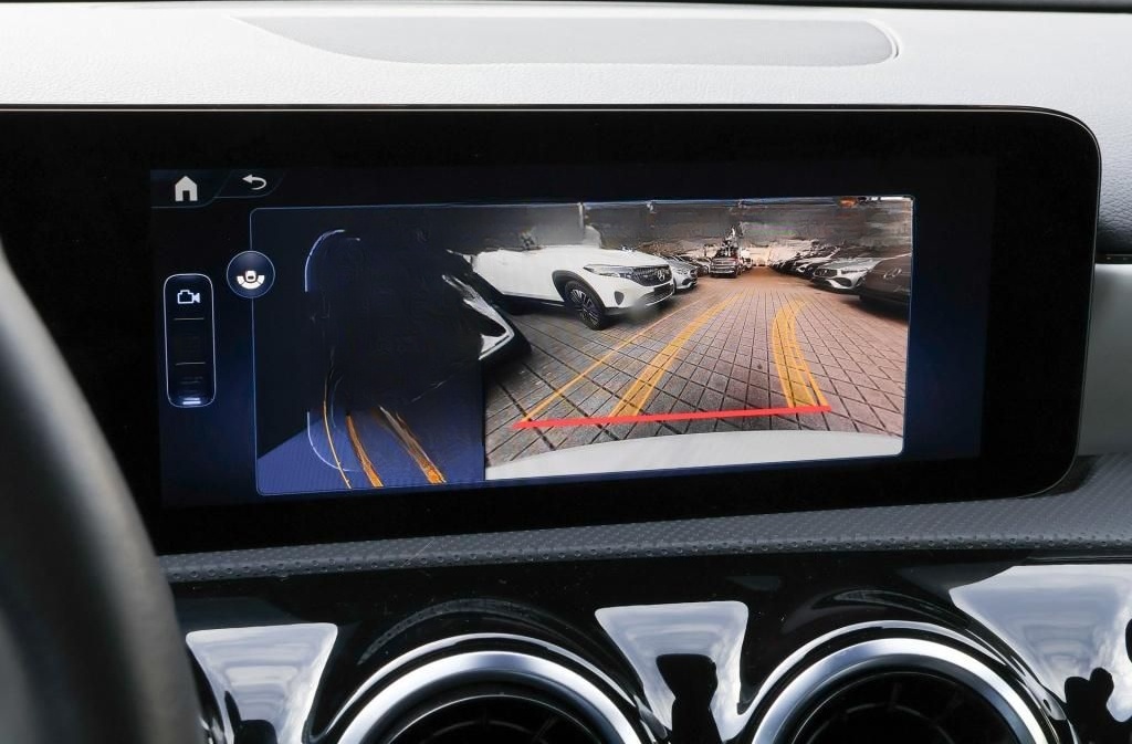 Mercedes-Benz A 200 d Progressive/Pano/AHK/LED/Kamera/Winter foto 18