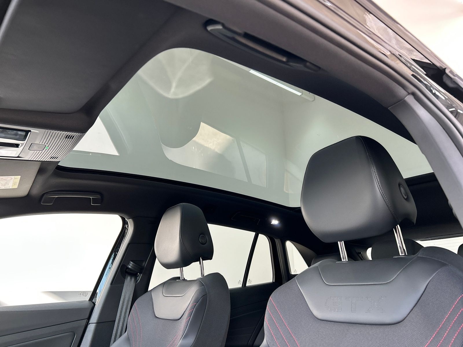 Volkswagen ID.4 GTX 250kW 77kWh Pano Navi Wärmepumpe Matrix foto 12