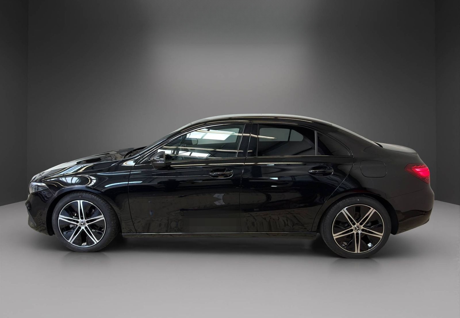 Mercedes-Benz A 200 d Limousine Progressive*NIGHT*SHZ*LED*18"* foto 5