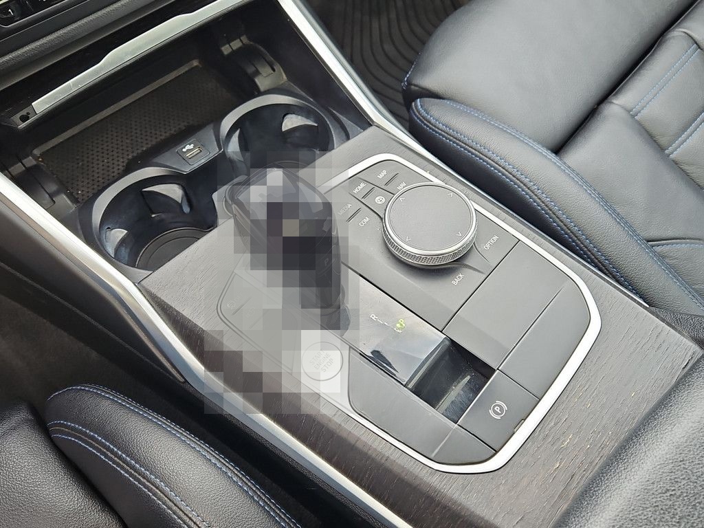BMW M340d xDrive T. LED NAVI PANO 360° H/K 19" AHK foto 9