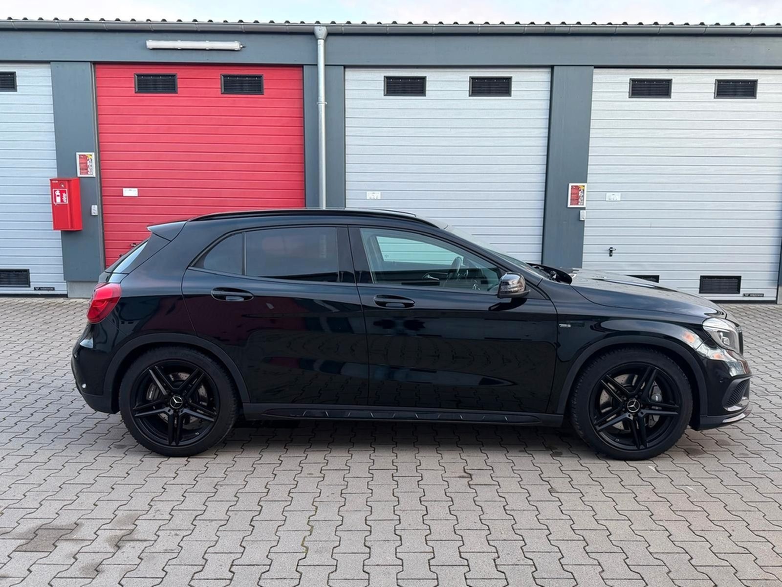 Mercedes-Benz GLA 45 AMG 4Matic HARMAN KARDON foto 11