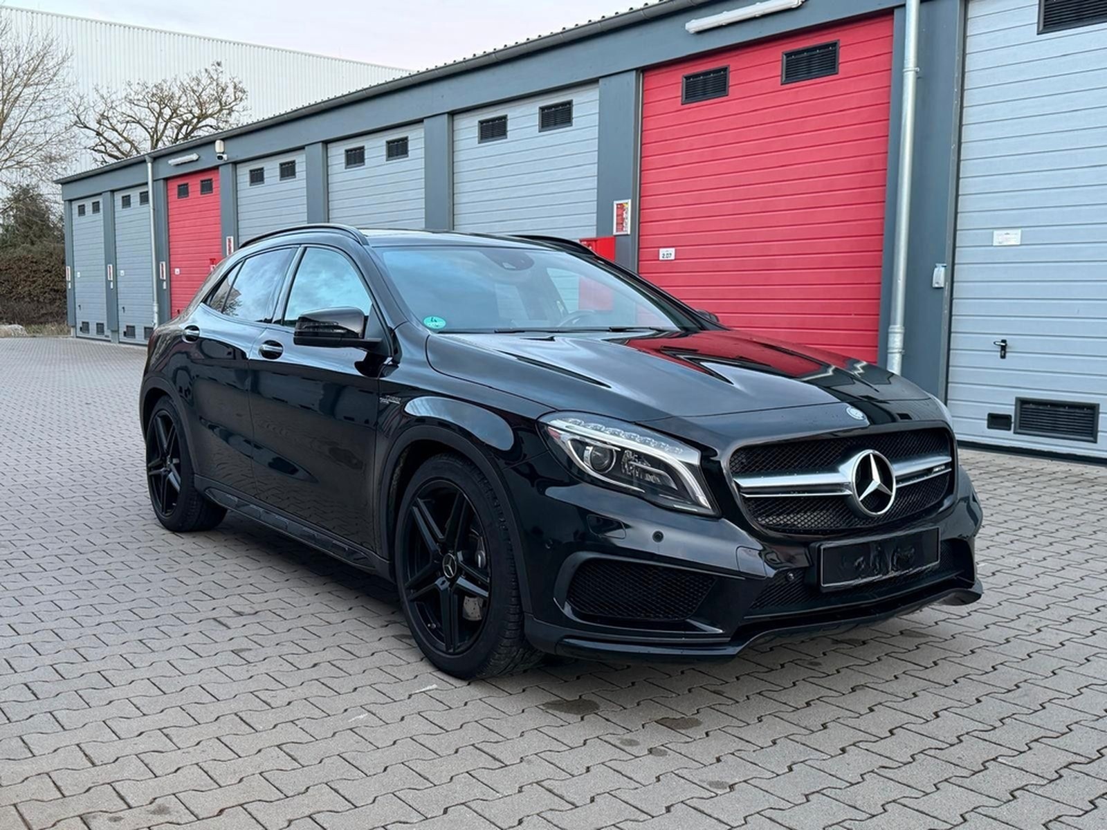 Mercedes-Benz GLA 45 AMG 4Matic HARMAN KARDON foto 12