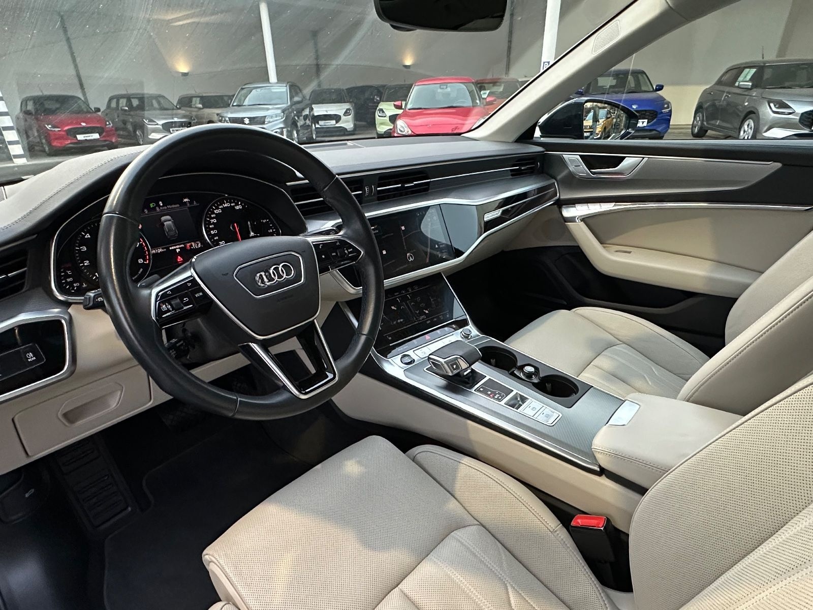 Audi A6 Avant 55 TFSI quattro S line | Panorama foto 12