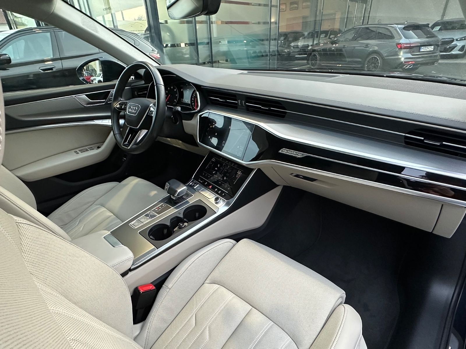 Audi A6 Avant 55 TFSI quattro S line | Panorama foto 14