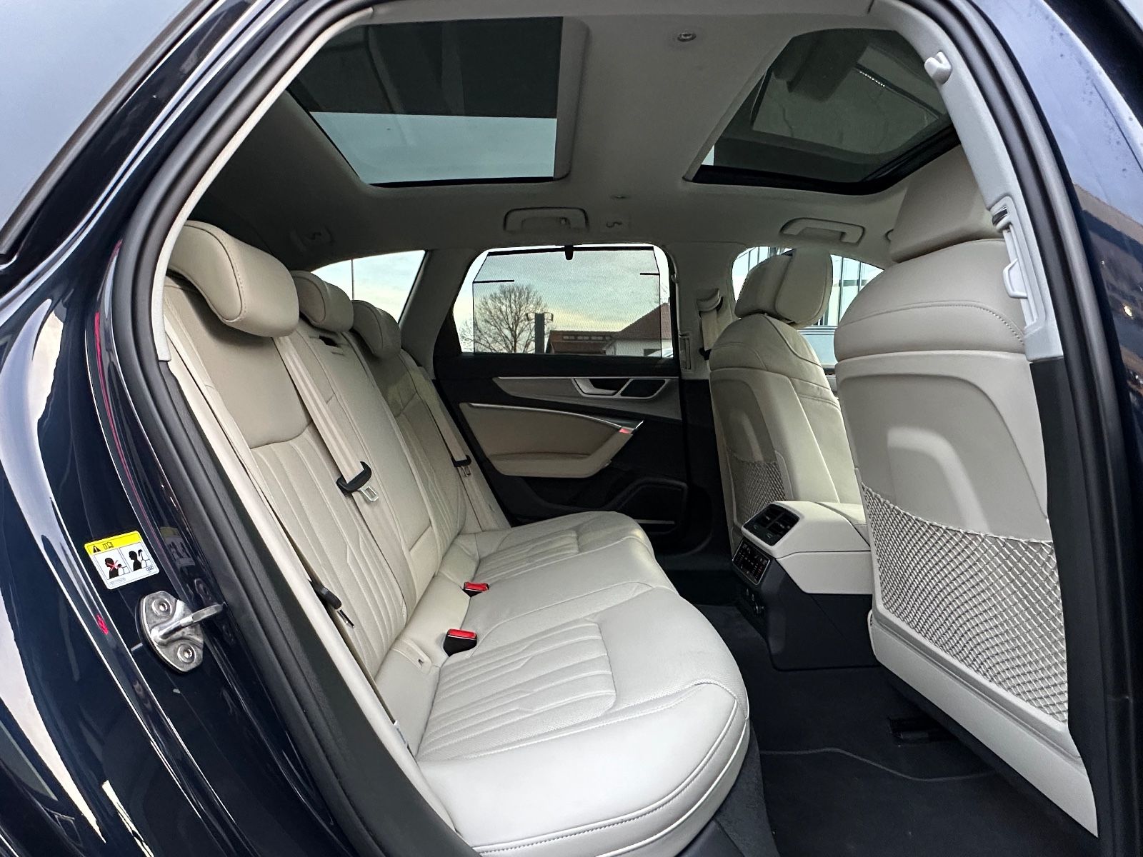 Audi A6 Avant 55 TFSI quattro S line | Panorama foto 16