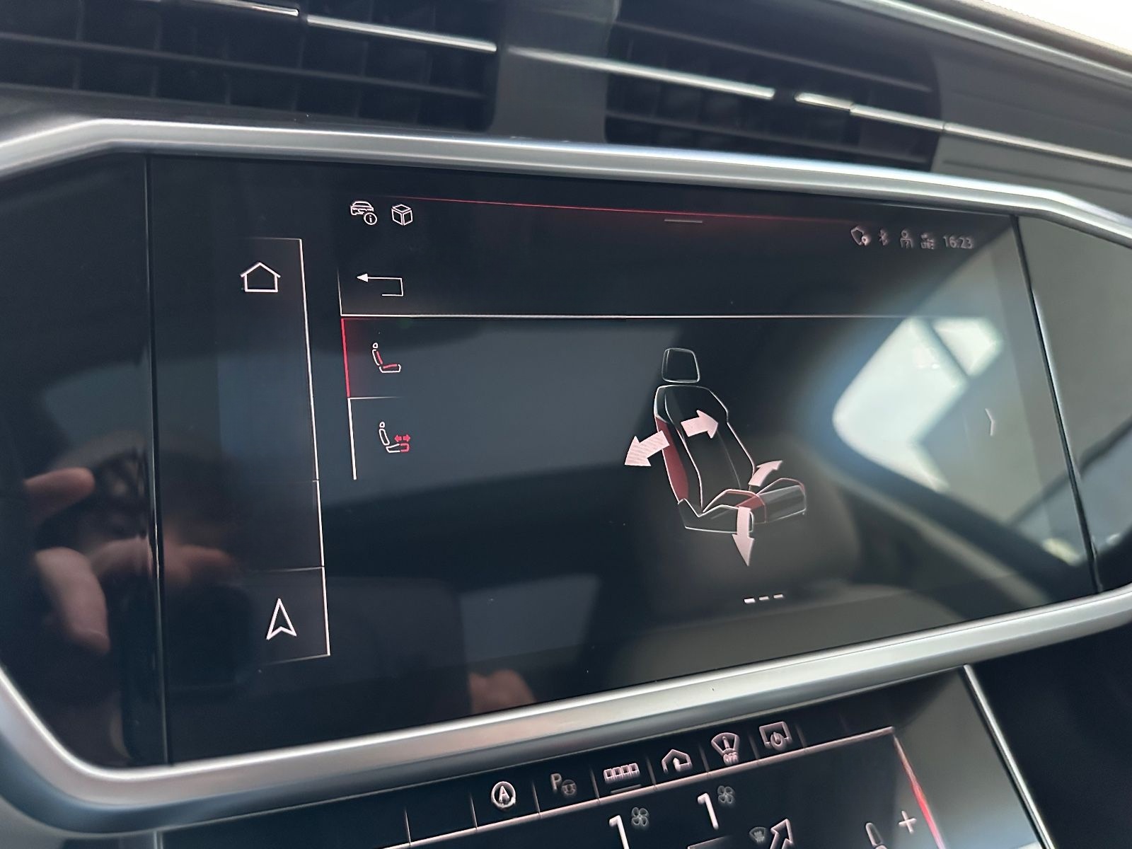 Audi A6 Avant 55 TFSI quattro S line | Panorama foto 25