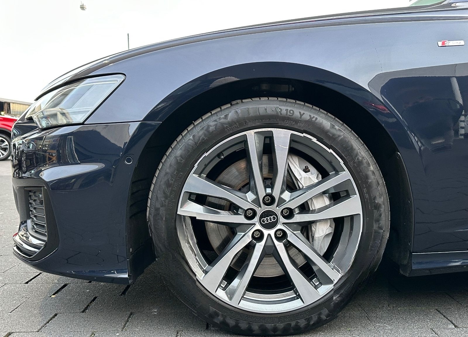 Audi A6 Avant 55 TFSI quattro S line | Panorama foto 10