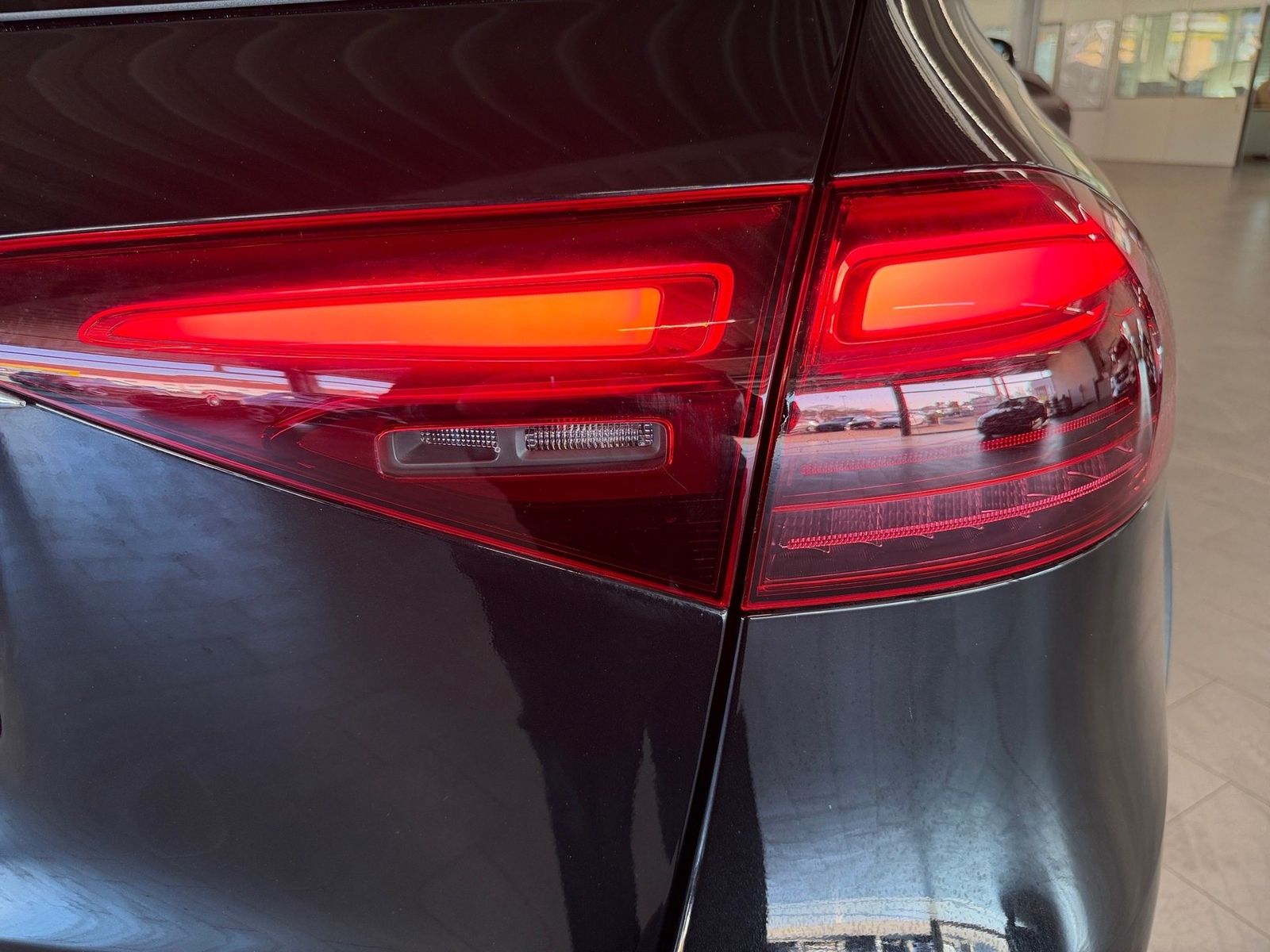 Mercedes-Benz GLE 300 d 4M MBEAM+DISTRONIC+SOUND+AIRMATIC+360° foto 9