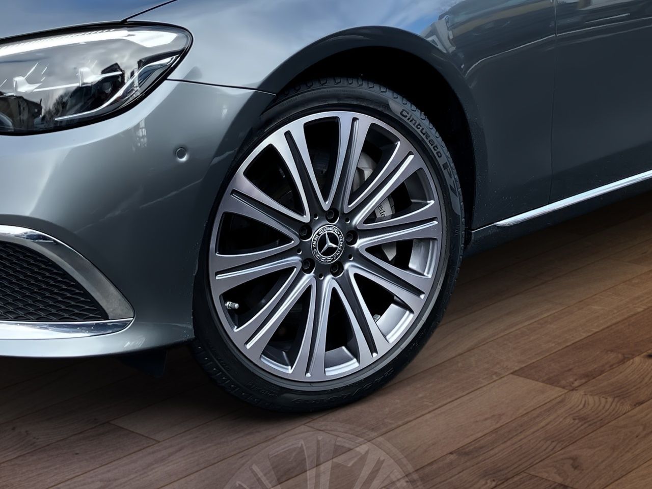 Mercedes-Benz E 450 4M T Exclusive Massage+HUD+Burmester+Distr foto 3