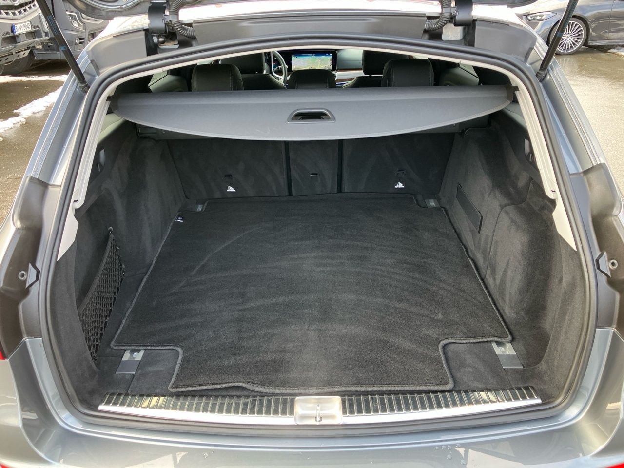 Mercedes-Benz E 450 4M T Exclusive Massage+HUD+Burmester+Distr foto 9