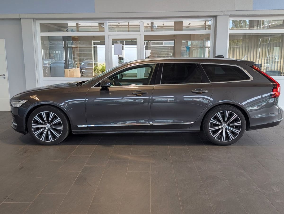 Volvo V90 Kombi Plus Bright*LED*ACC*Leder* KAM360°