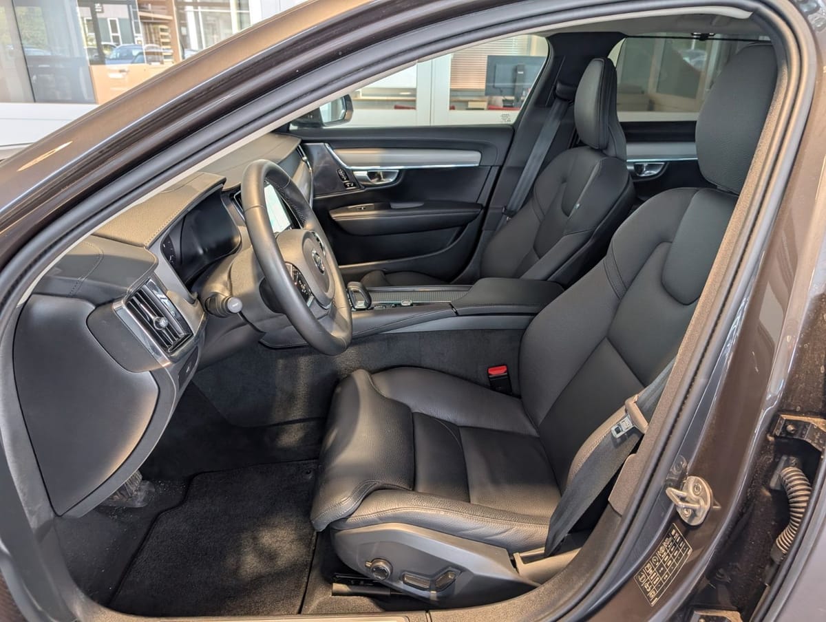 Volvo V90 Kombi Plus Bright*LED*ACC*Leder*    KAM360° foto 3