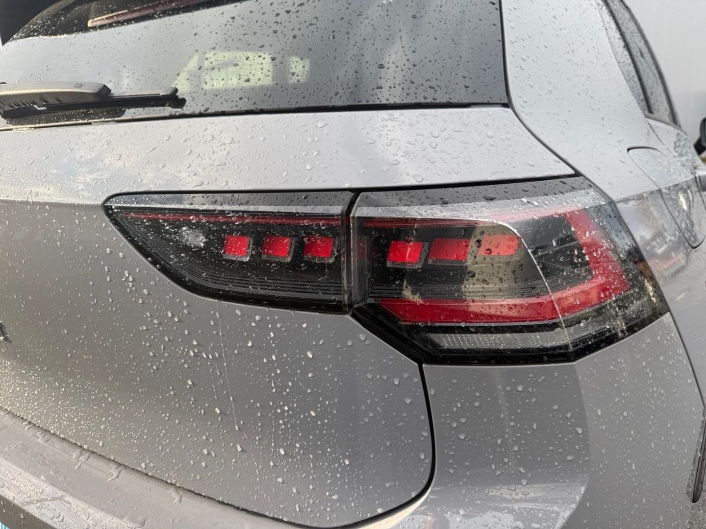 Volkswagen Golf GTI 8 VIII 2.0 TSI Navi HarmanKardon foto 11
