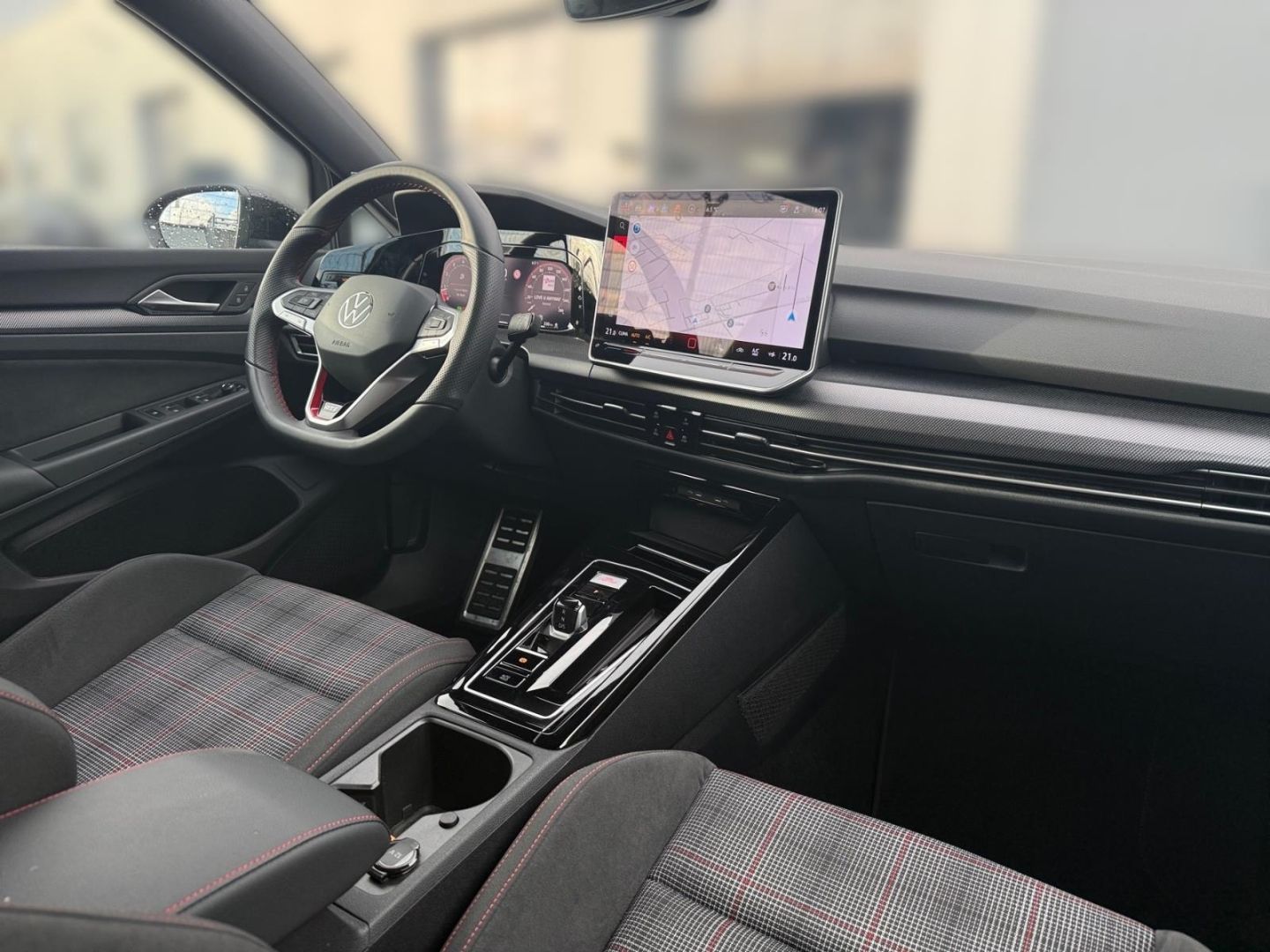 Volkswagen Golf GTI 8 VIII 2.0 TSI Navi HarmanKardon foto 21