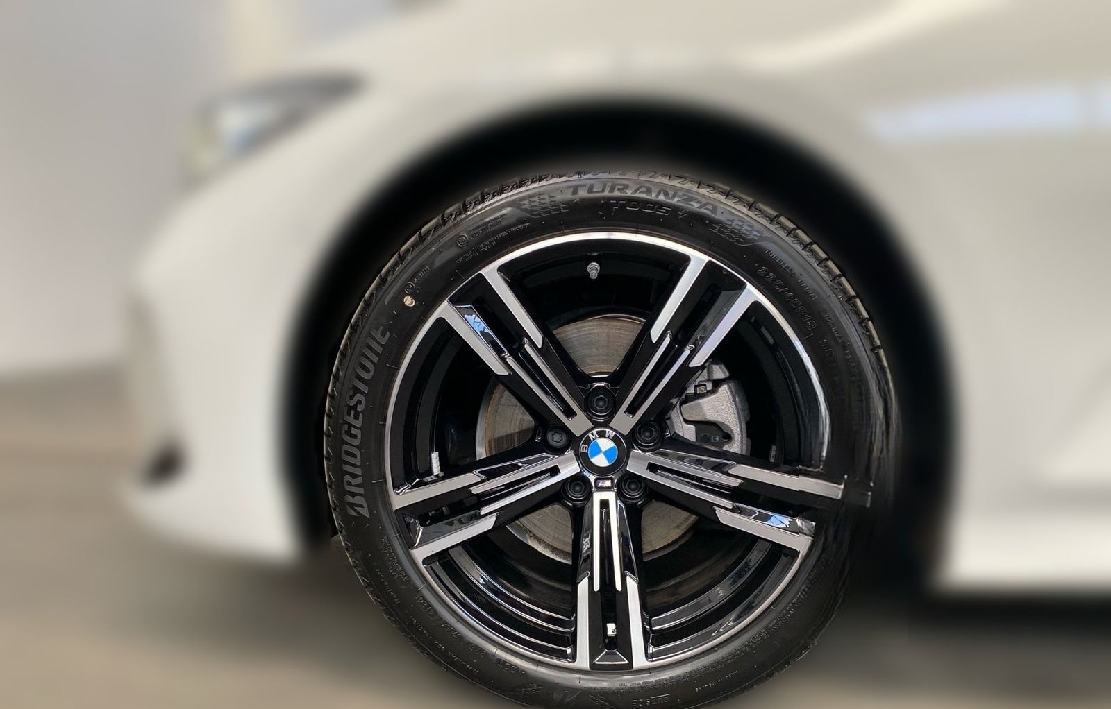 BMW 320d xDrive Touring M Sport HUD LC Prof. DA+ AHK foto 8
