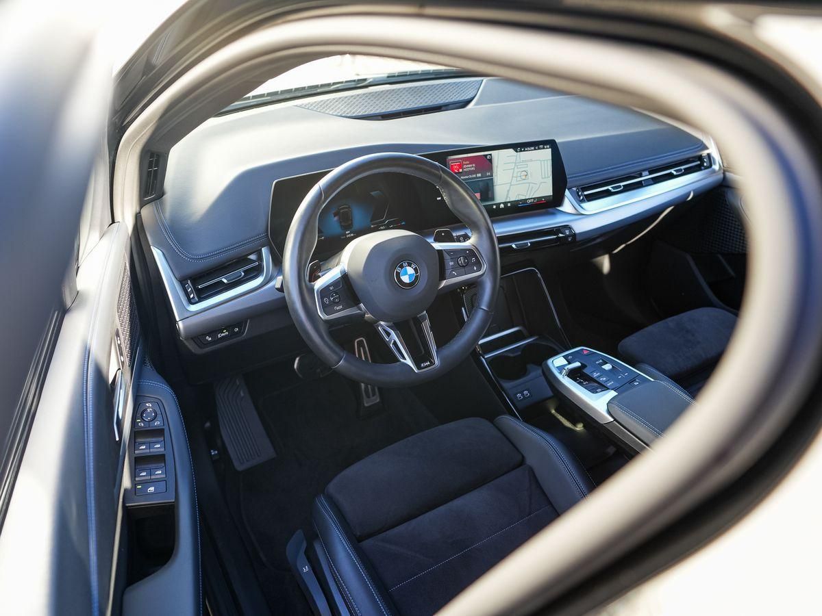 BMW 220i Active Tourer M-Sport AHK PANO KoZg Alarm foto 8