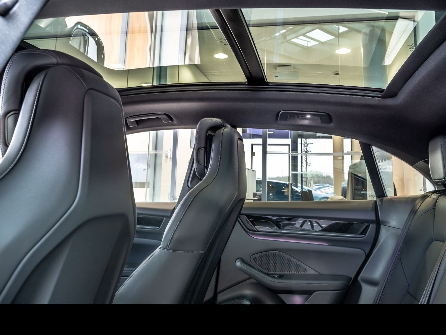 Porsche Macan 4 Luft 22Zoll ACC BOSE Panoramadach foto 19