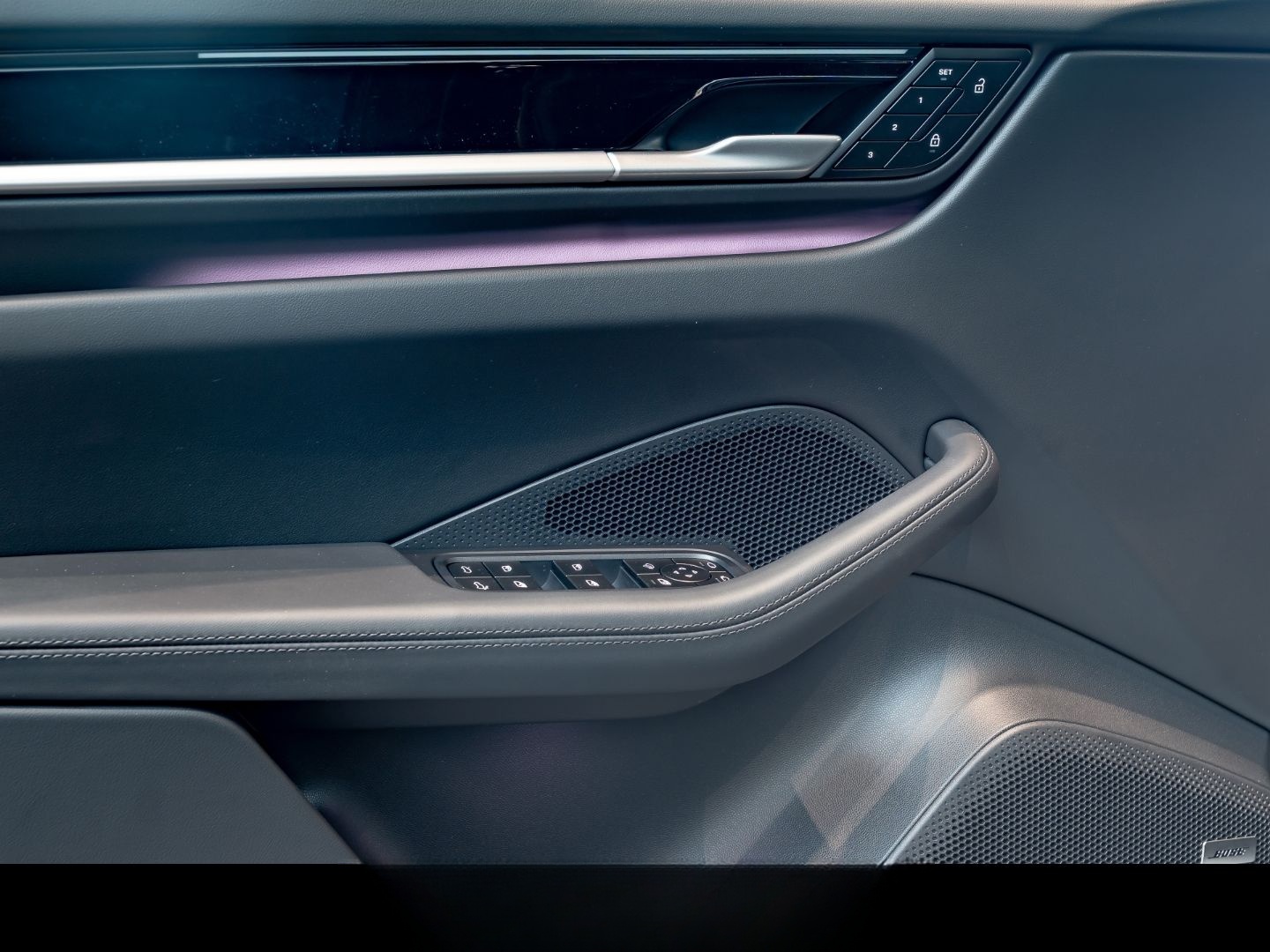 Porsche Macan 4 Luft 22Zoll ACC BOSE Panoramadach foto 21