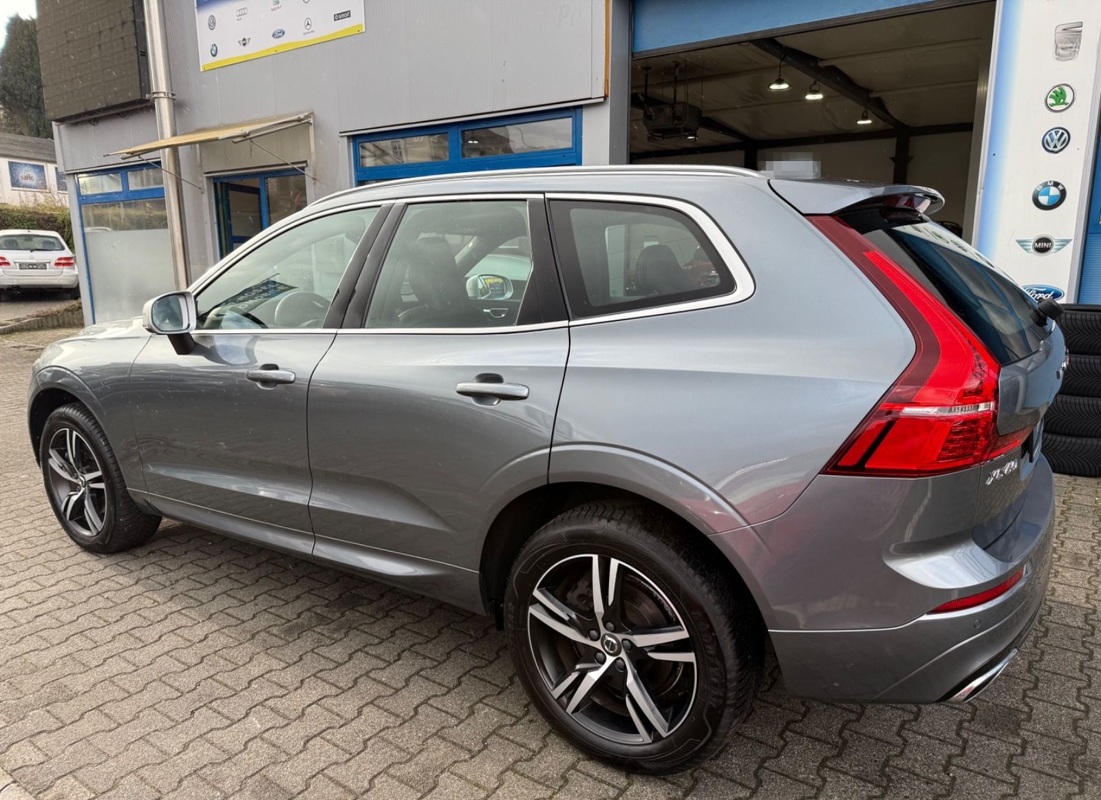 Volvo XC 60 XC60 R Design AWD foto 3