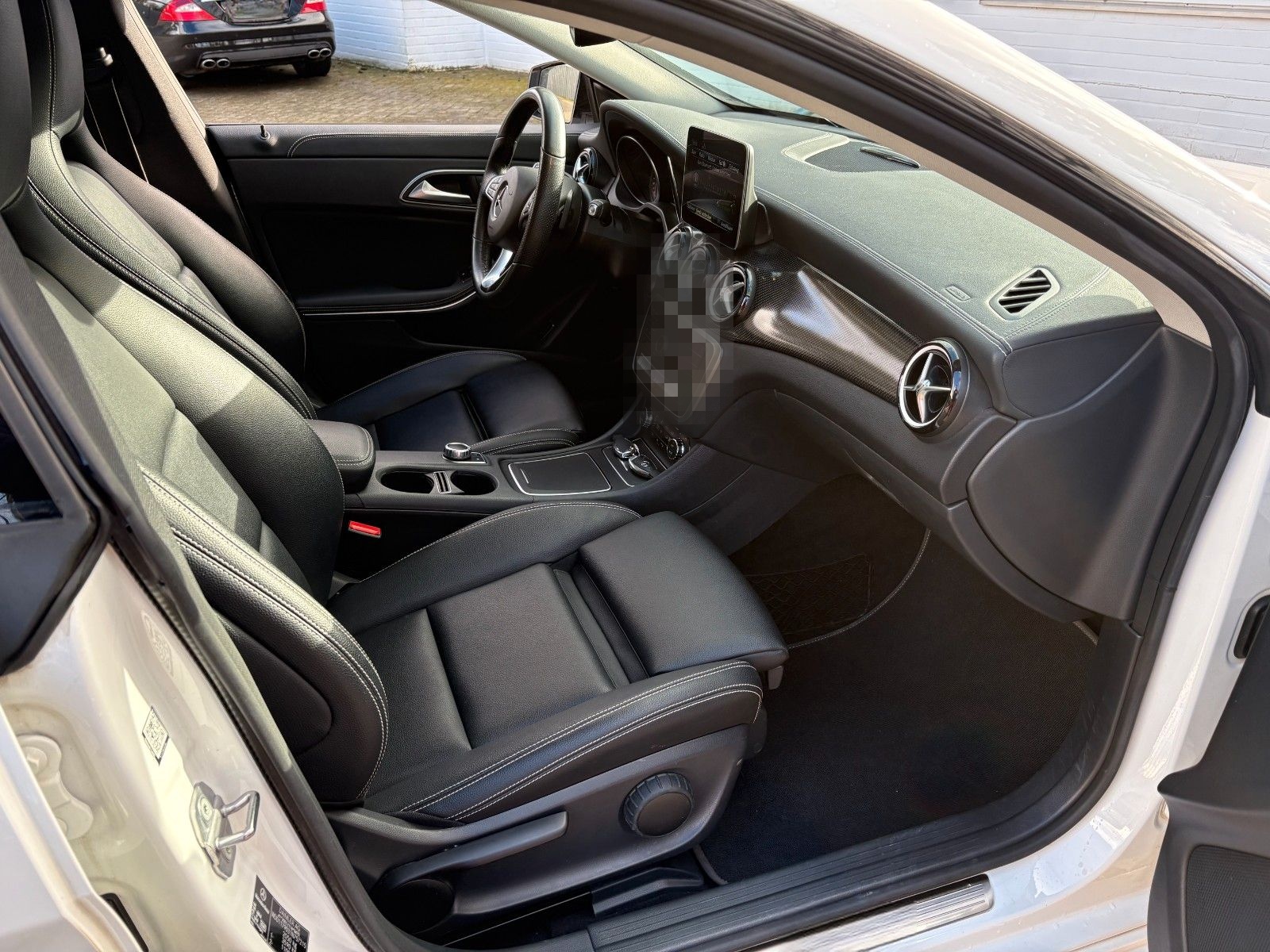 Mercedes-Benz CLA 220d AMG Night Paket Urban Style Edition foto 12