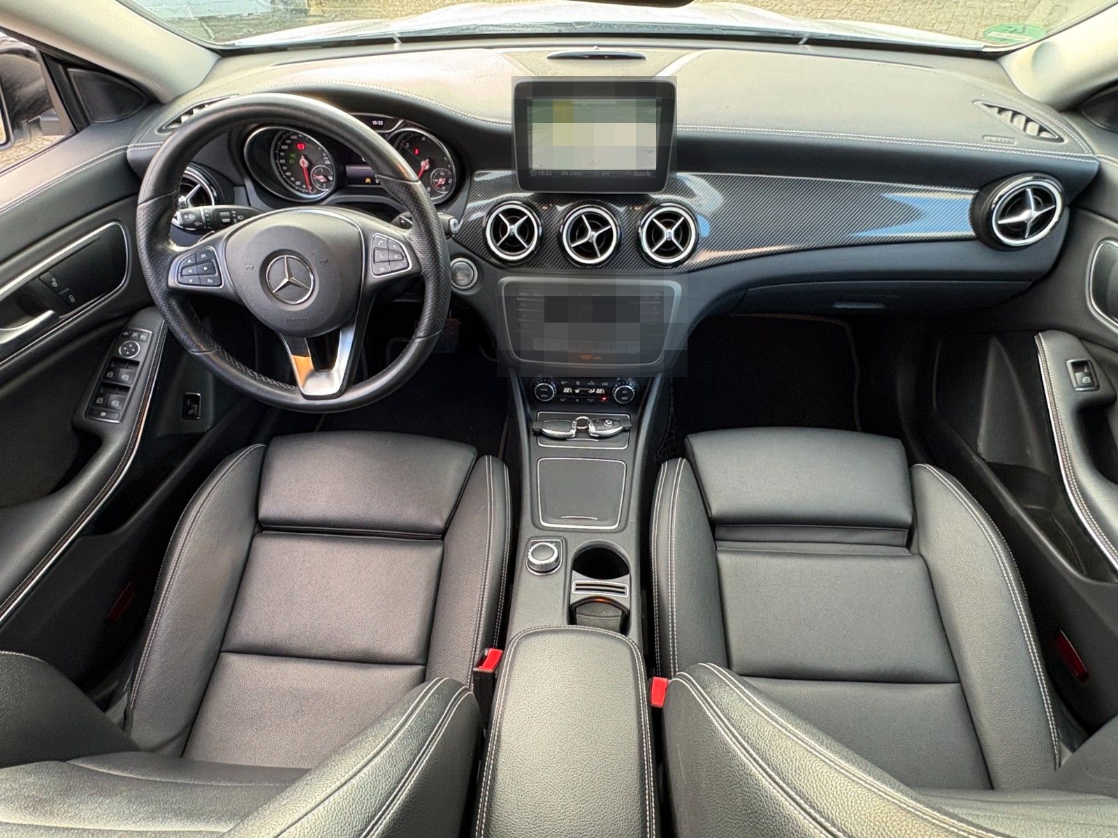 Mercedes-Benz CLA 220d AMG Night Paket Urban Style Edition foto 10