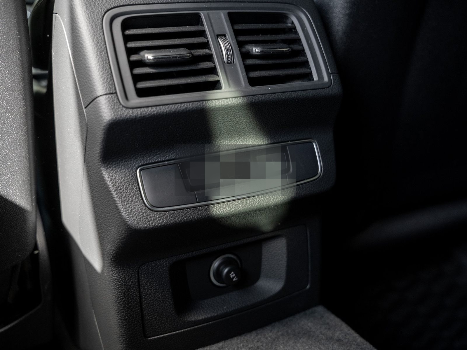 Audi SQ5 3.0 TDI quattro basis Pano Kam. Navi Pano LM foto 9