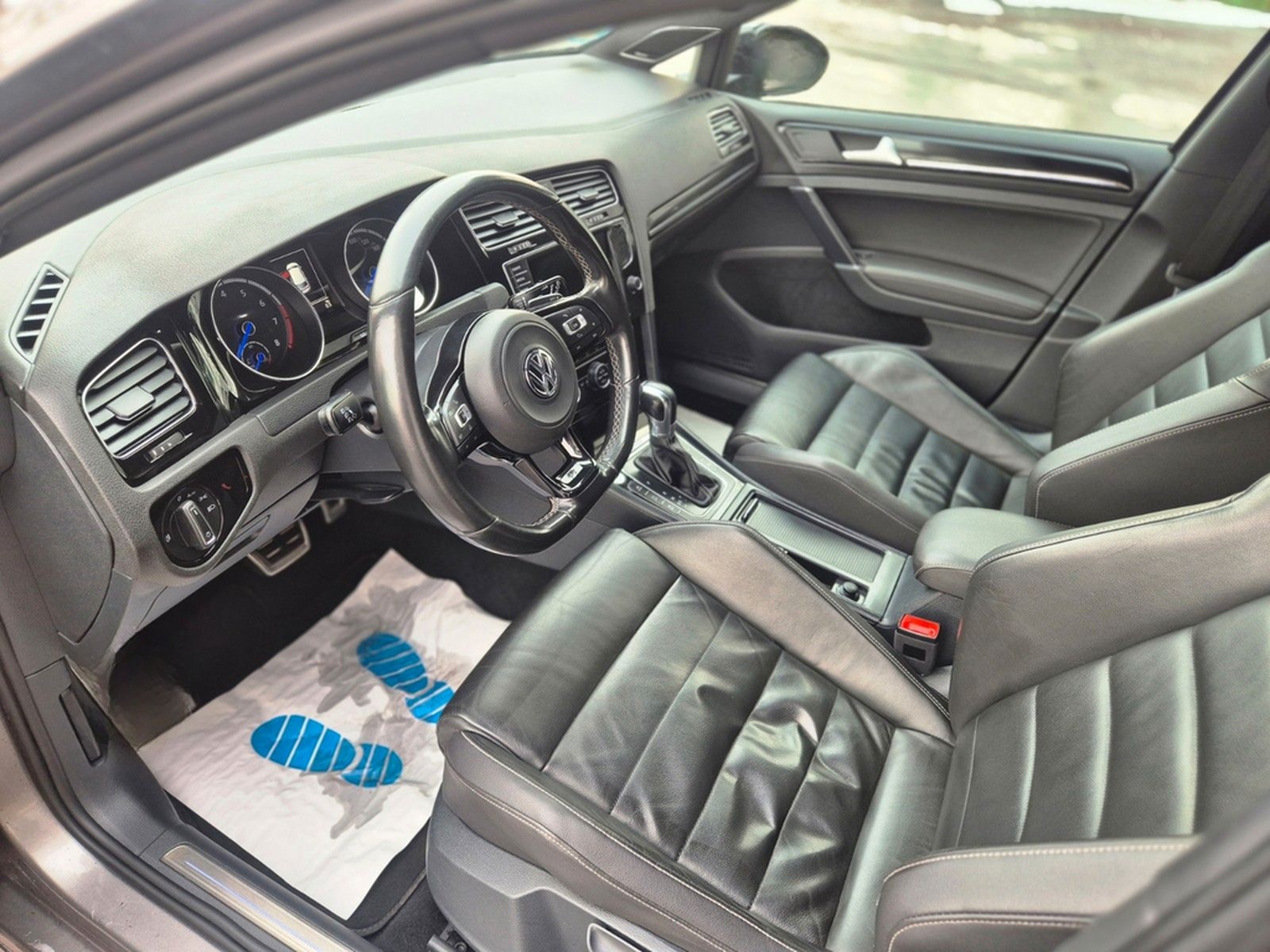 Volkswagen Golf VII Lim. R BMT 4Motion R_line foto 5