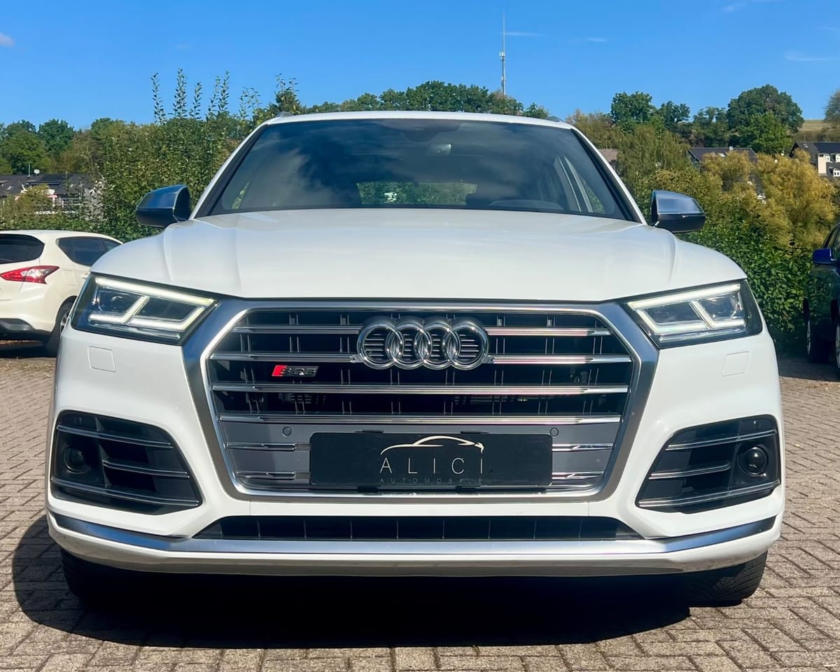 Audi SQ5 3.0 TDI quattro PANO KAM AHK foto 2