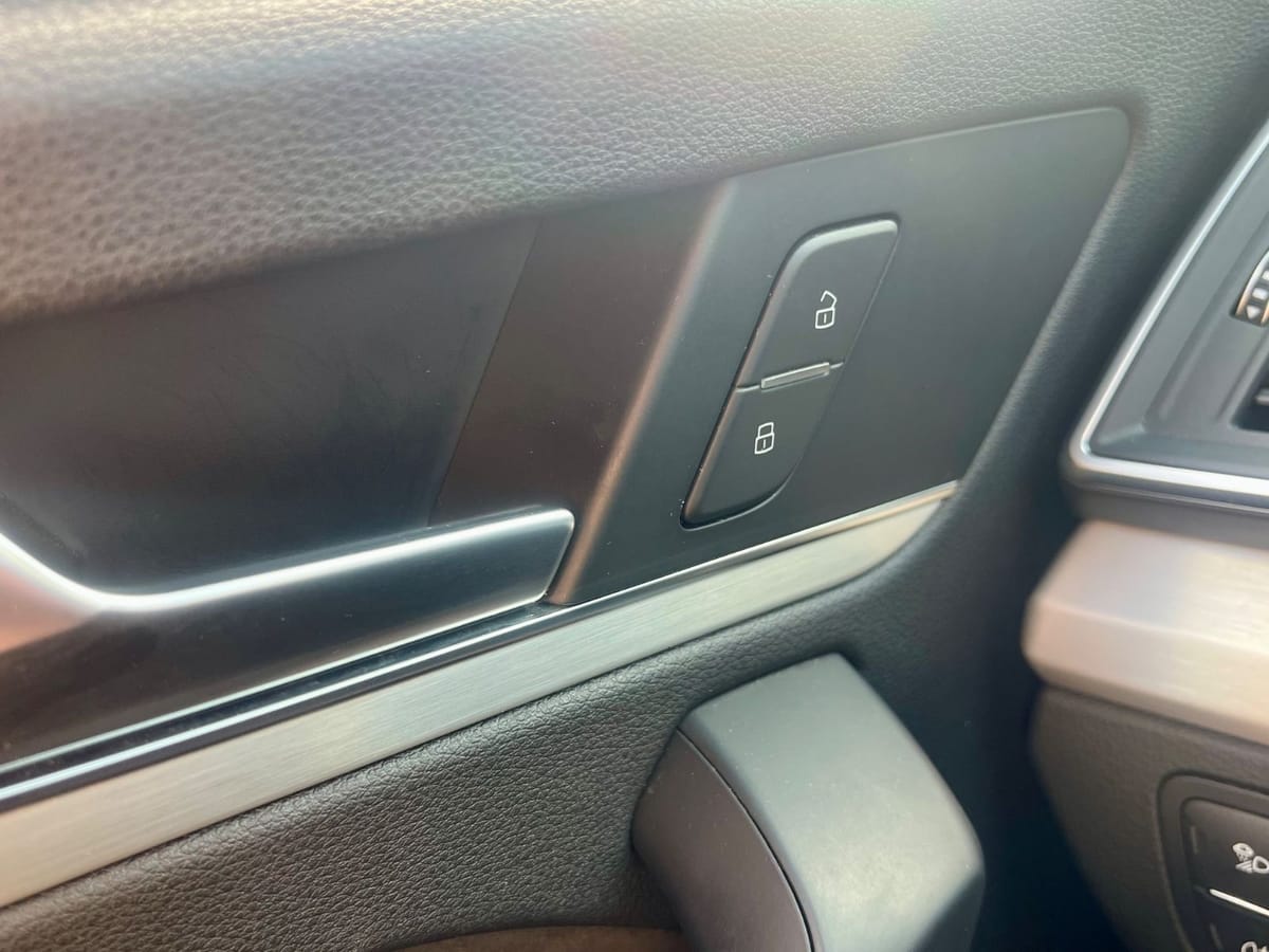 Audi SQ5 3.0 TDI quattro PANO KAM AHK foto 20