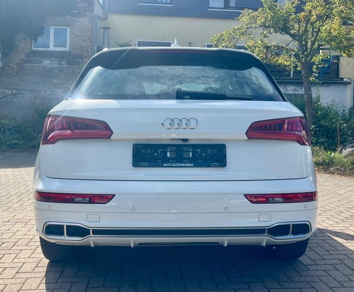 Audi SQ5 3.0 TDI quattro PANO KAM AHK foto 5