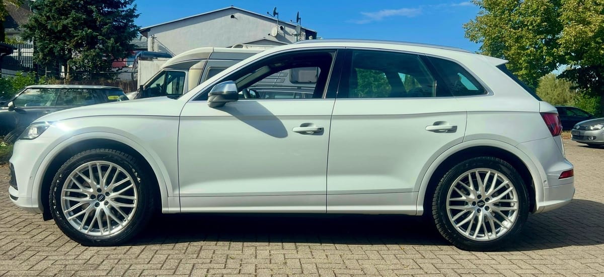 Audi SQ5 3.0 TDI quattro PANO KAM AHK foto 6