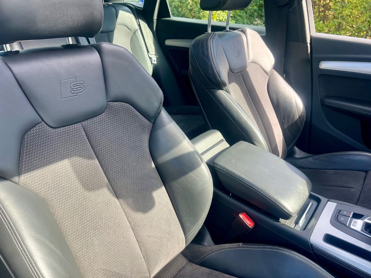 Audi SQ5 3.0 TDI quattro PANO KAM AHK foto 8