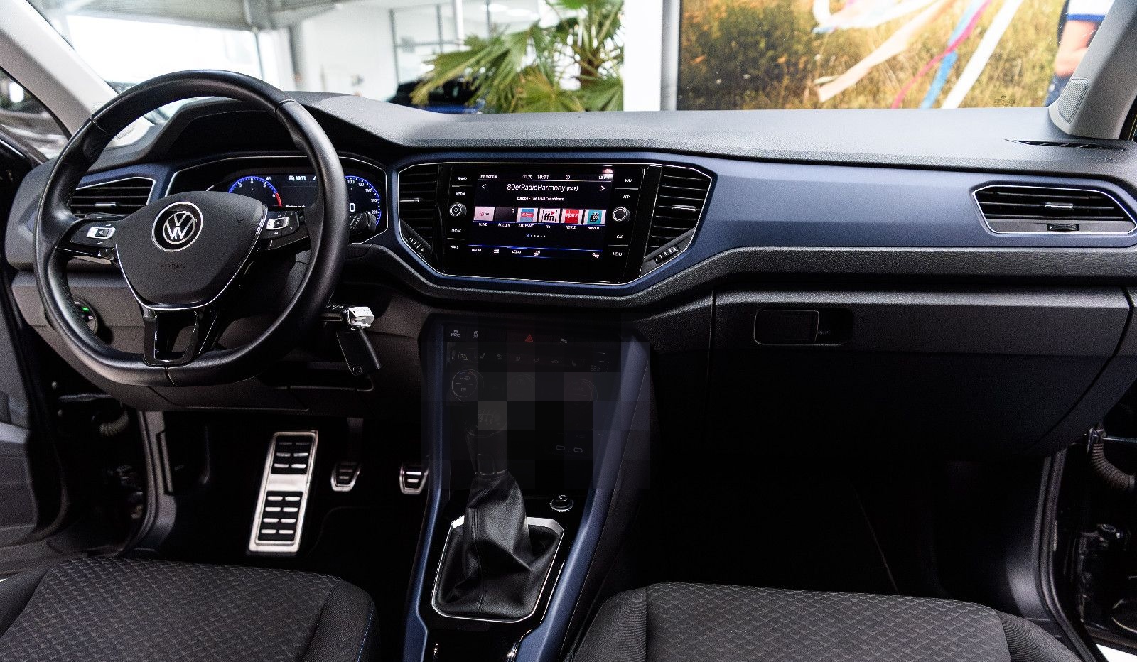 Volkswagen T-Roc 1,5 United+LM+SH+PDC+Drive Mode+Digi Cockp foto 14
