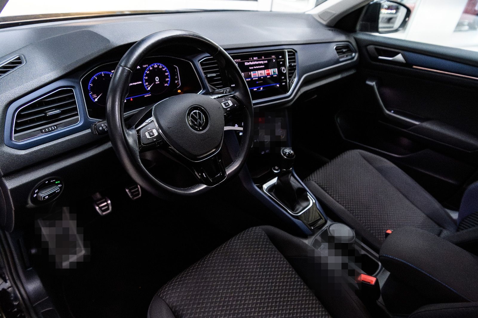 Volkswagen T-Roc 1,5 United+LM+SH+PDC+Drive Mode+Digi Cockp foto 22