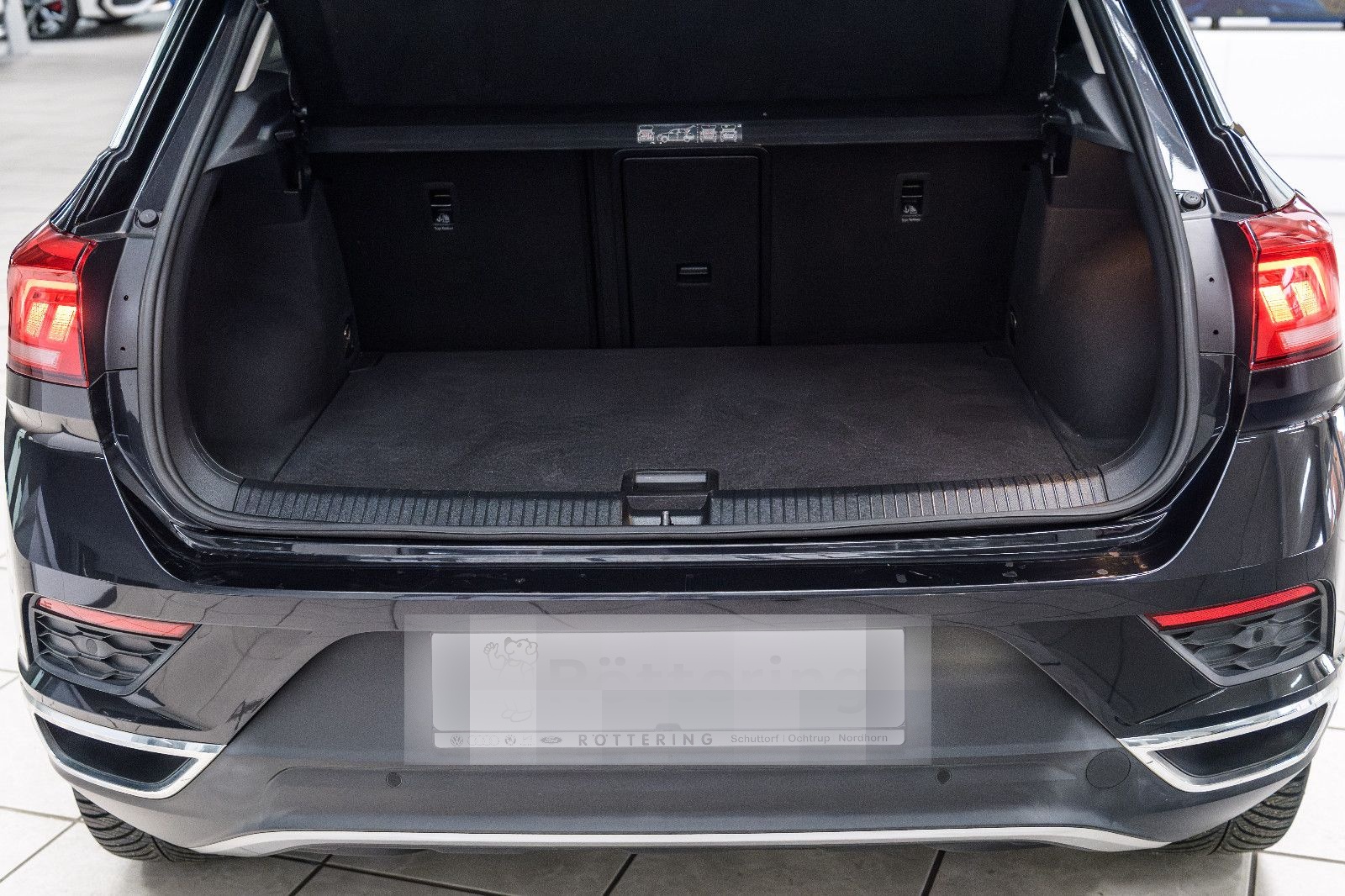 Volkswagen T-Roc 1,5 United+LM+SH+PDC+Drive Mode+Digi Cockp foto 9