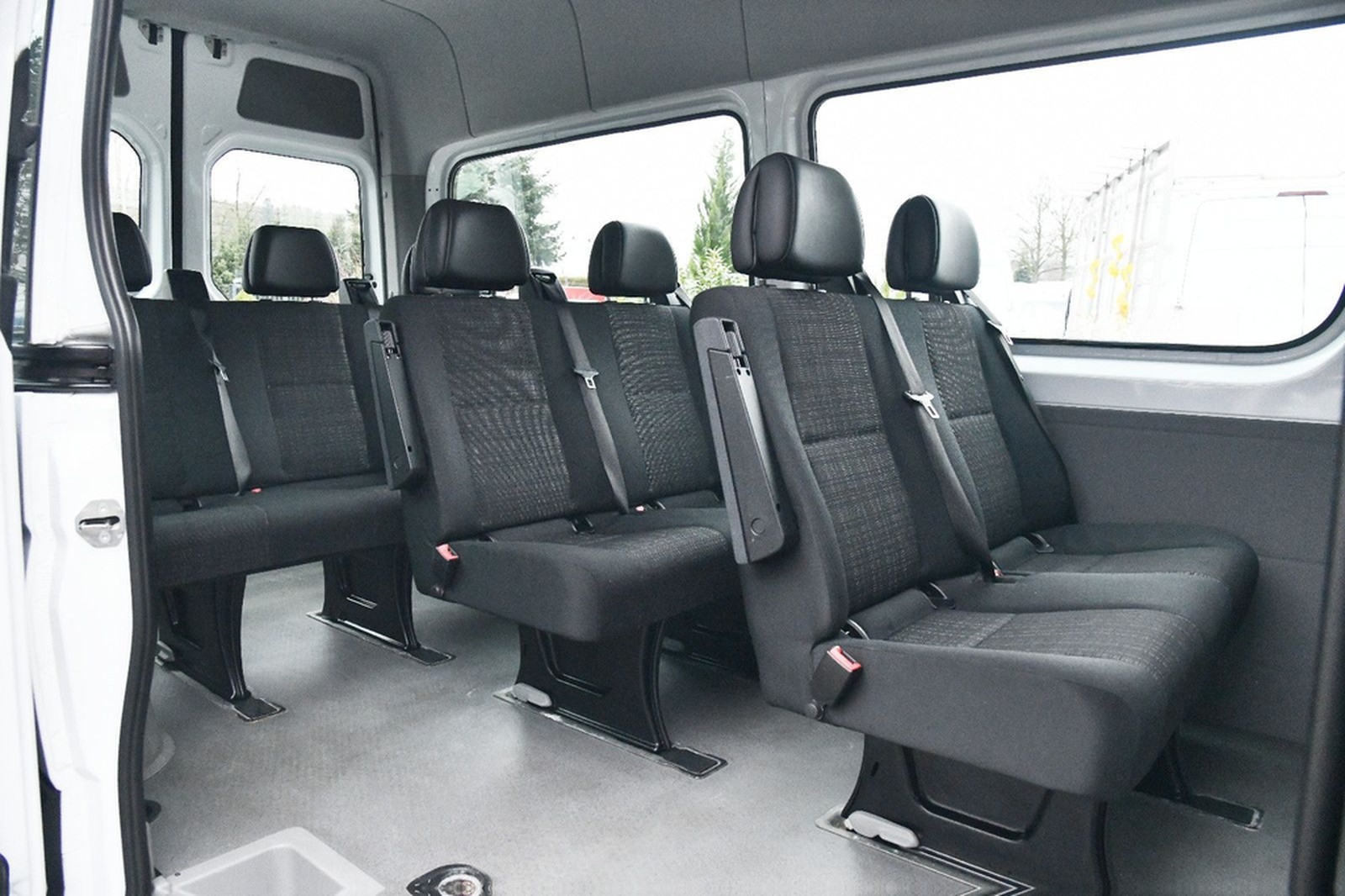 Mercedes-Benz Sprinter 313CDI Bus 9-Sitze L2H2 RWD Schwingsitz foto 28