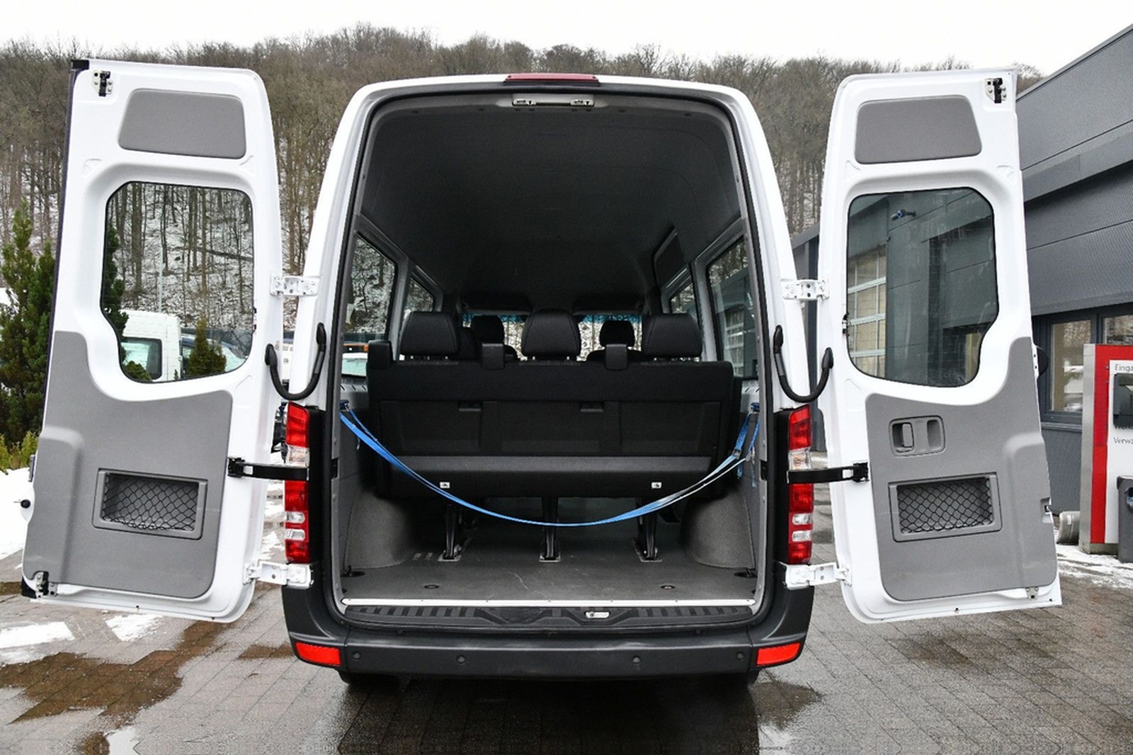 Mercedes-Benz Sprinter 313CDI Bus 9-Sitze L2H2 RWD Schwingsitz foto 29