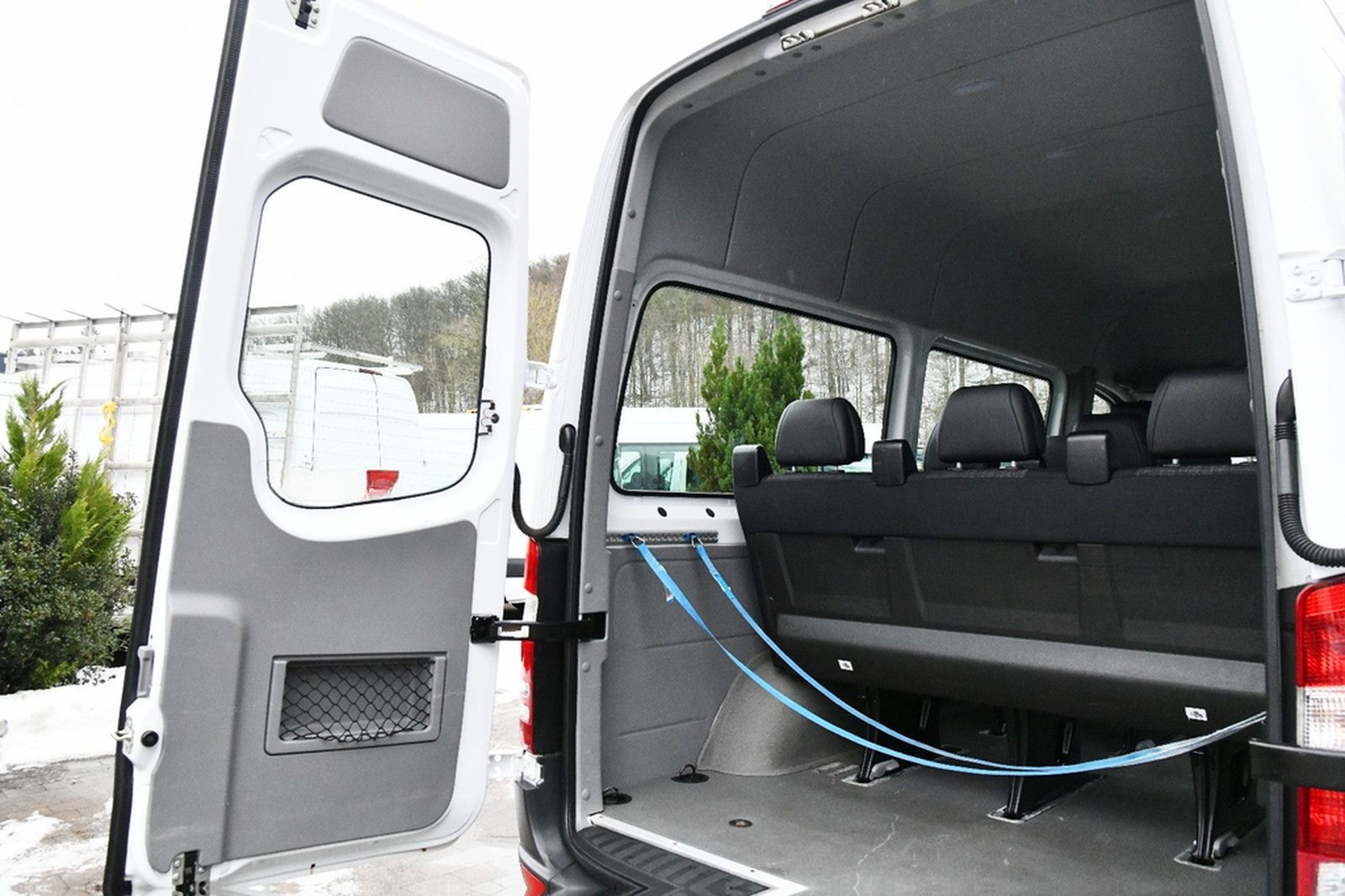 Mercedes-Benz Sprinter 313CDI Bus 9-Sitze L2H2 RWD Schwingsitz foto 31