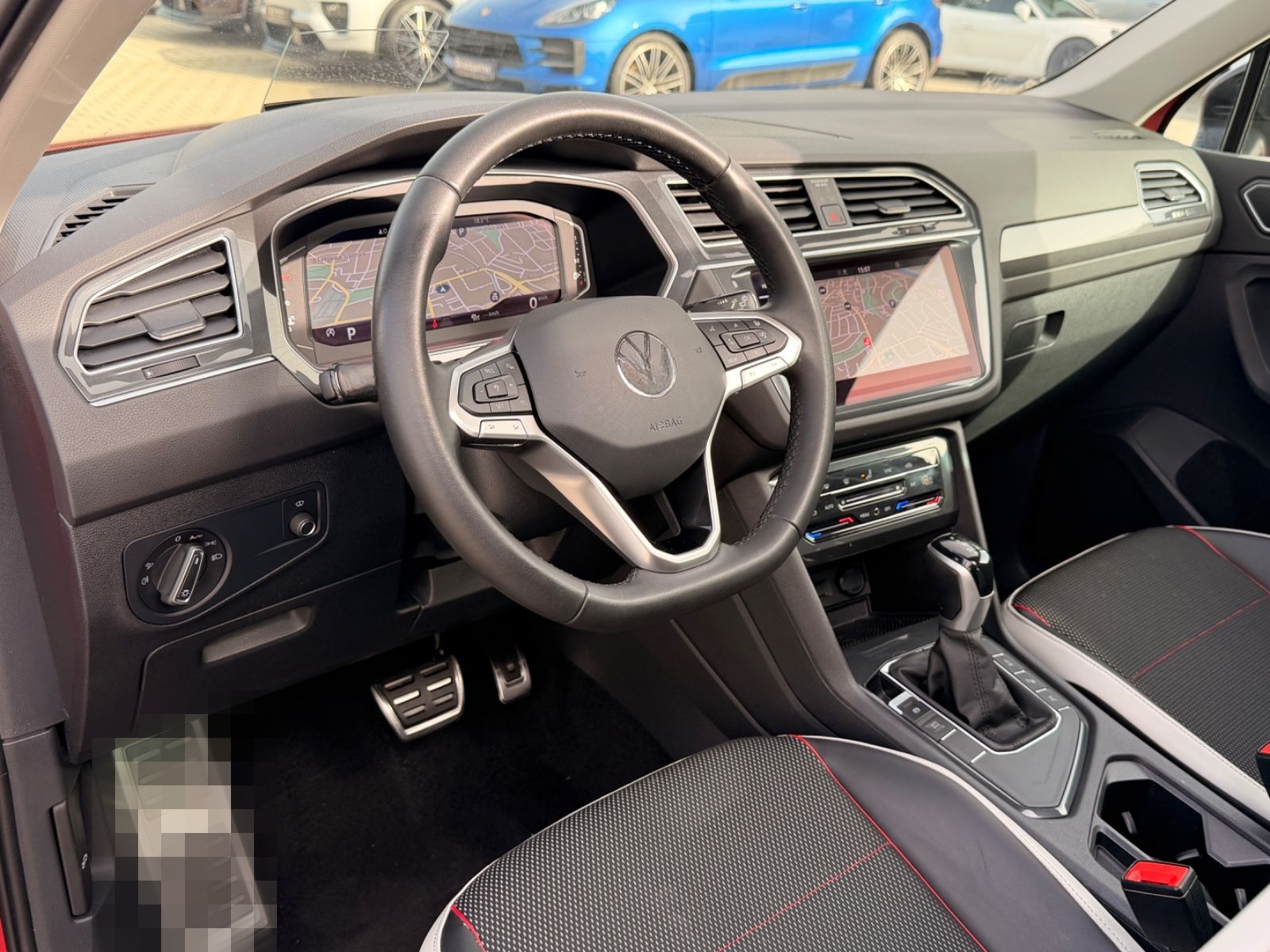 Volkswagen Tiguan 2.0 TDI Urban Sport *PANO-AREA-MATRIX* foto 8