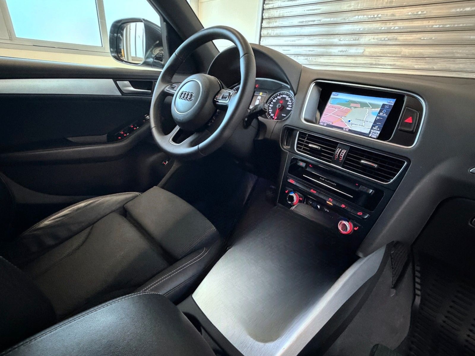 Audi Q5 2.0 TDI quattro*S-line*1.Hand*Keyless*NAVI* foto 36
