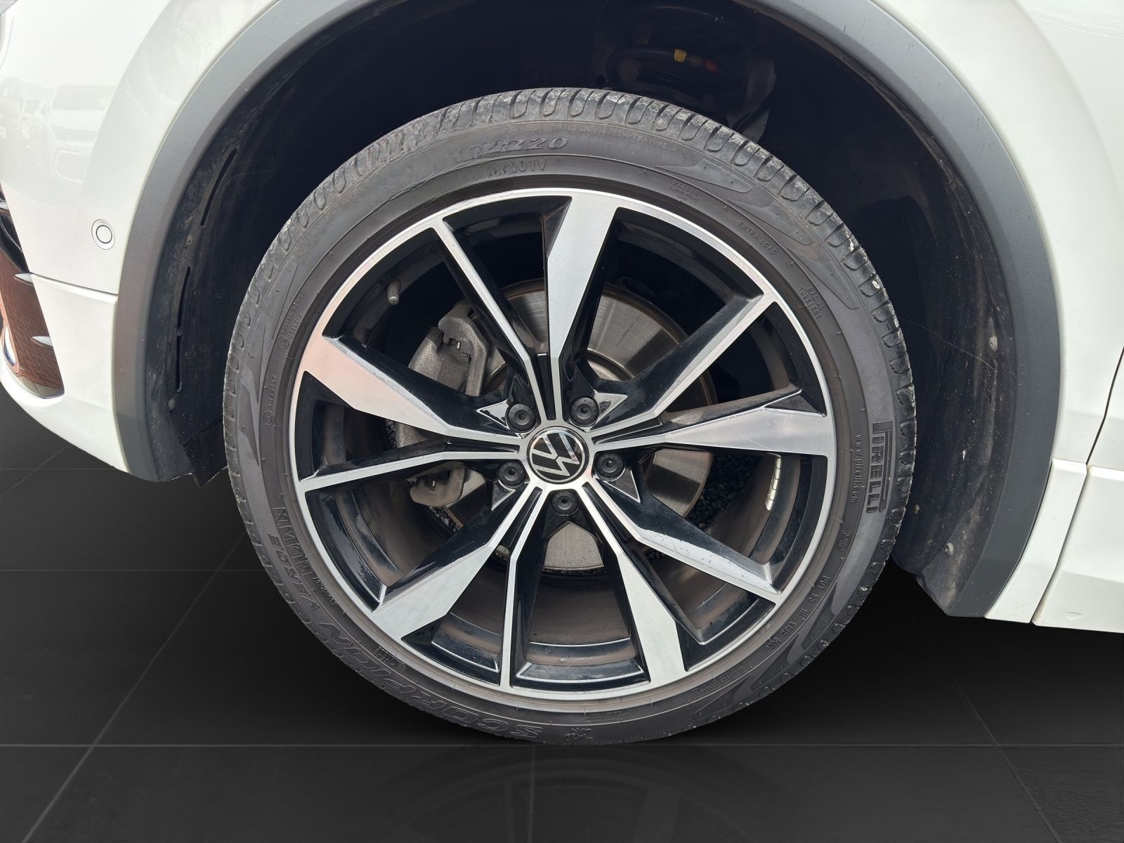 Volkswagen Tiguan Allspace 2.0 TDI 4M R-LINE LM20 MATRIX 36 foto 7
