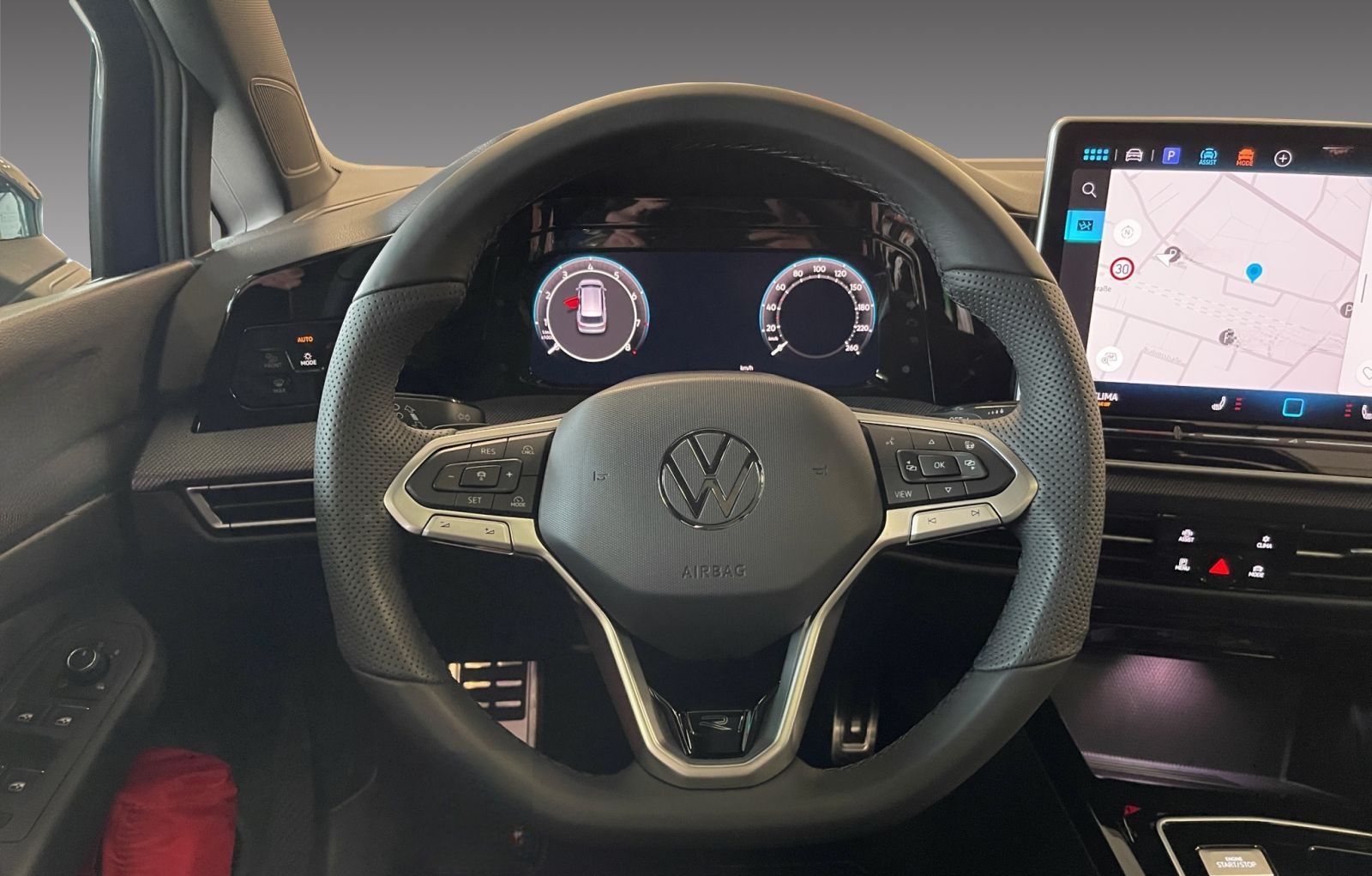 Volkswagen Golf Variant 1.5 eTSI DSG R-Line AHK Pano foto 10