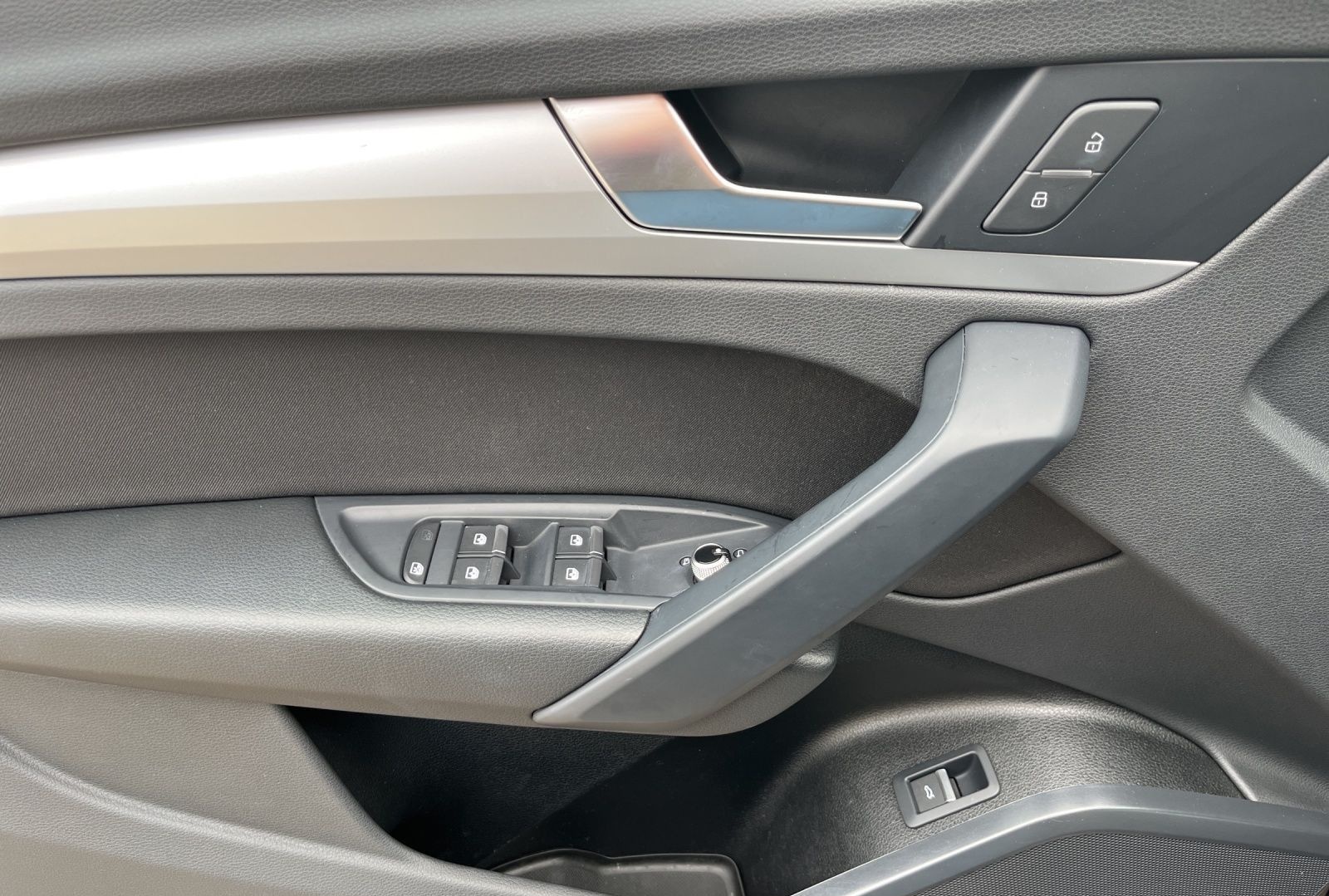 Audi Q5 S line 40 TDI KAMERA OPTIK-SCHWARZ+ STD-HEIZU foto 13