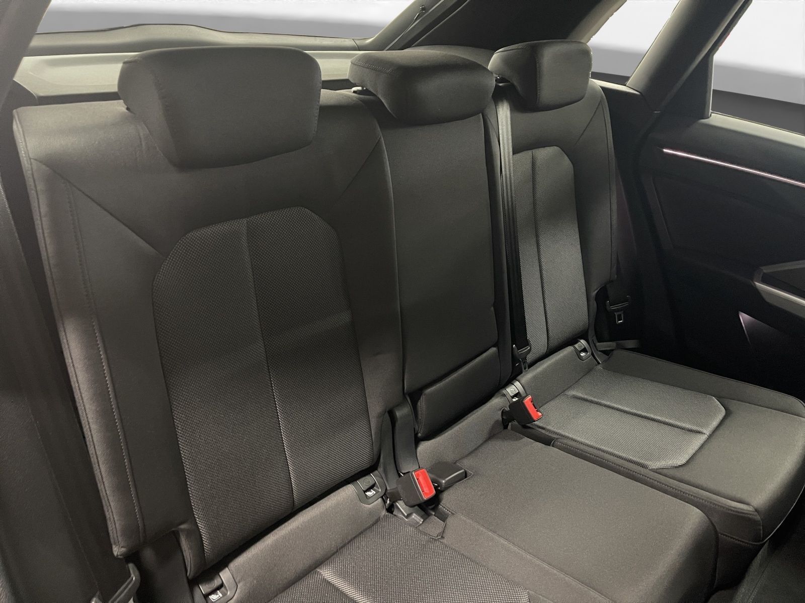 Audi Q3 35 TFSI advanced Matrix LM 18" B&O Navi ACC foto 19