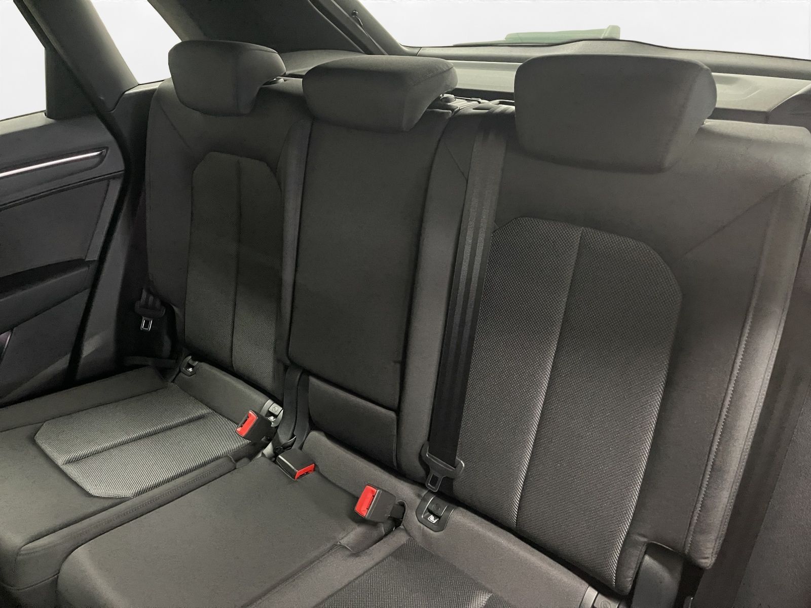 Audi Q3 35 TFSI advanced Matrix LM 18" B&O Navi ACC foto 20