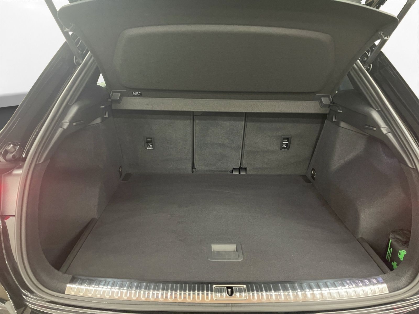 Audi Q3 35 TFSI advanced Matrix LM 18" B&O Navi ACC foto 24